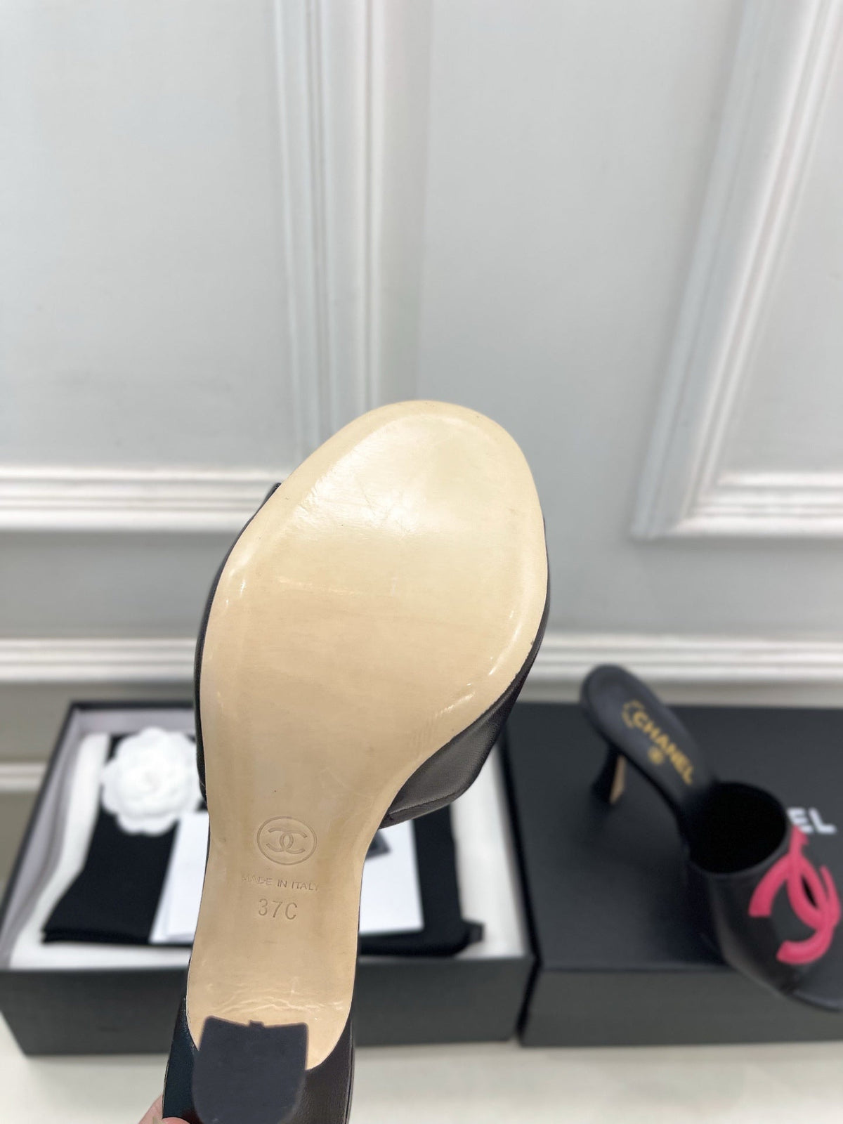 CC Double C Mules 9.5cm Black Pink Leather 891676