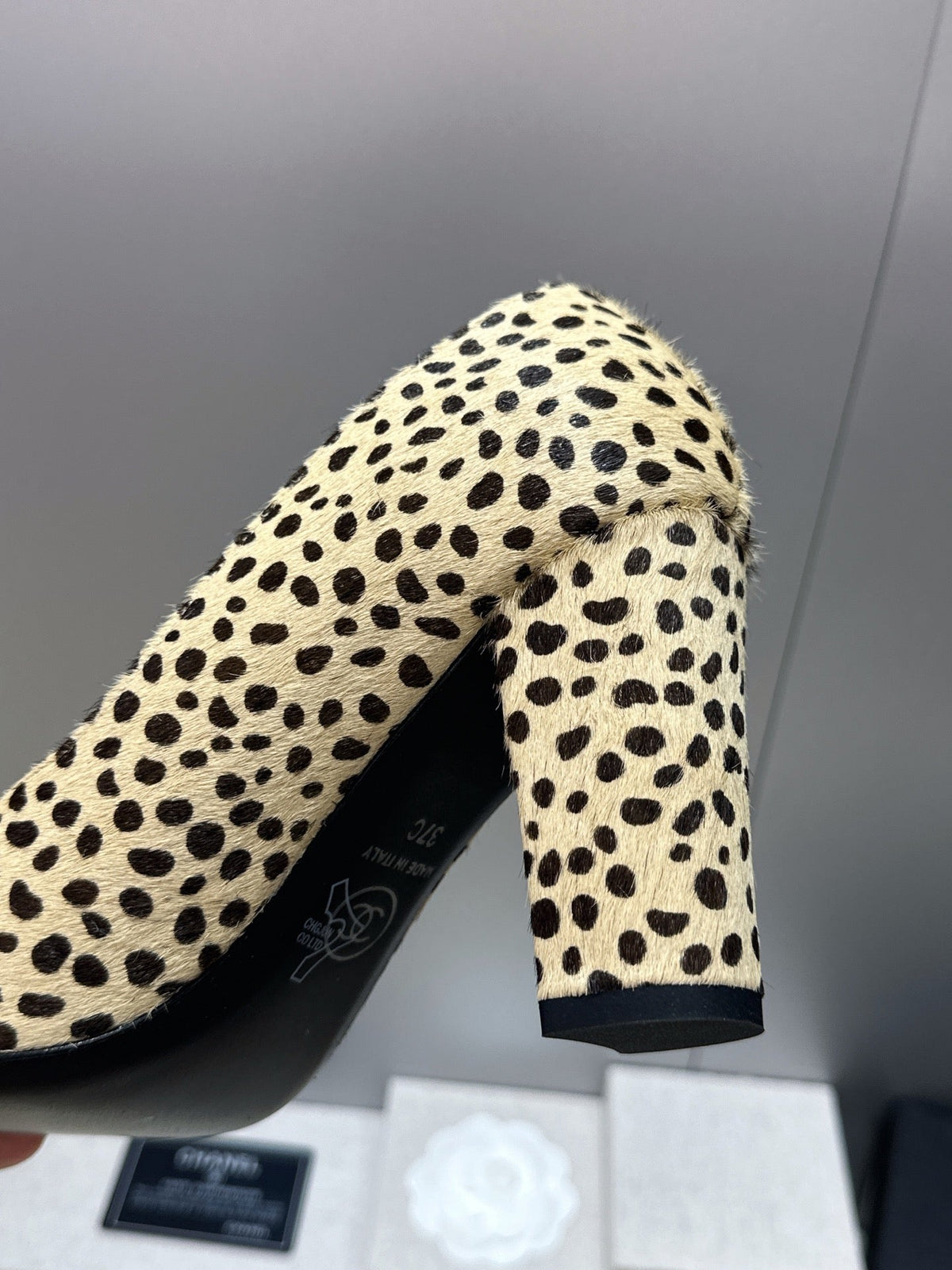 CC Cap Toe Pumps 90mm Leopard Beige White Pony Hair & Patent Leather 896860