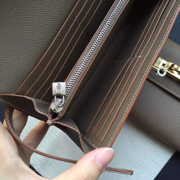 HM Kelly Classic Wallet 20.5 Cedar Calfskin