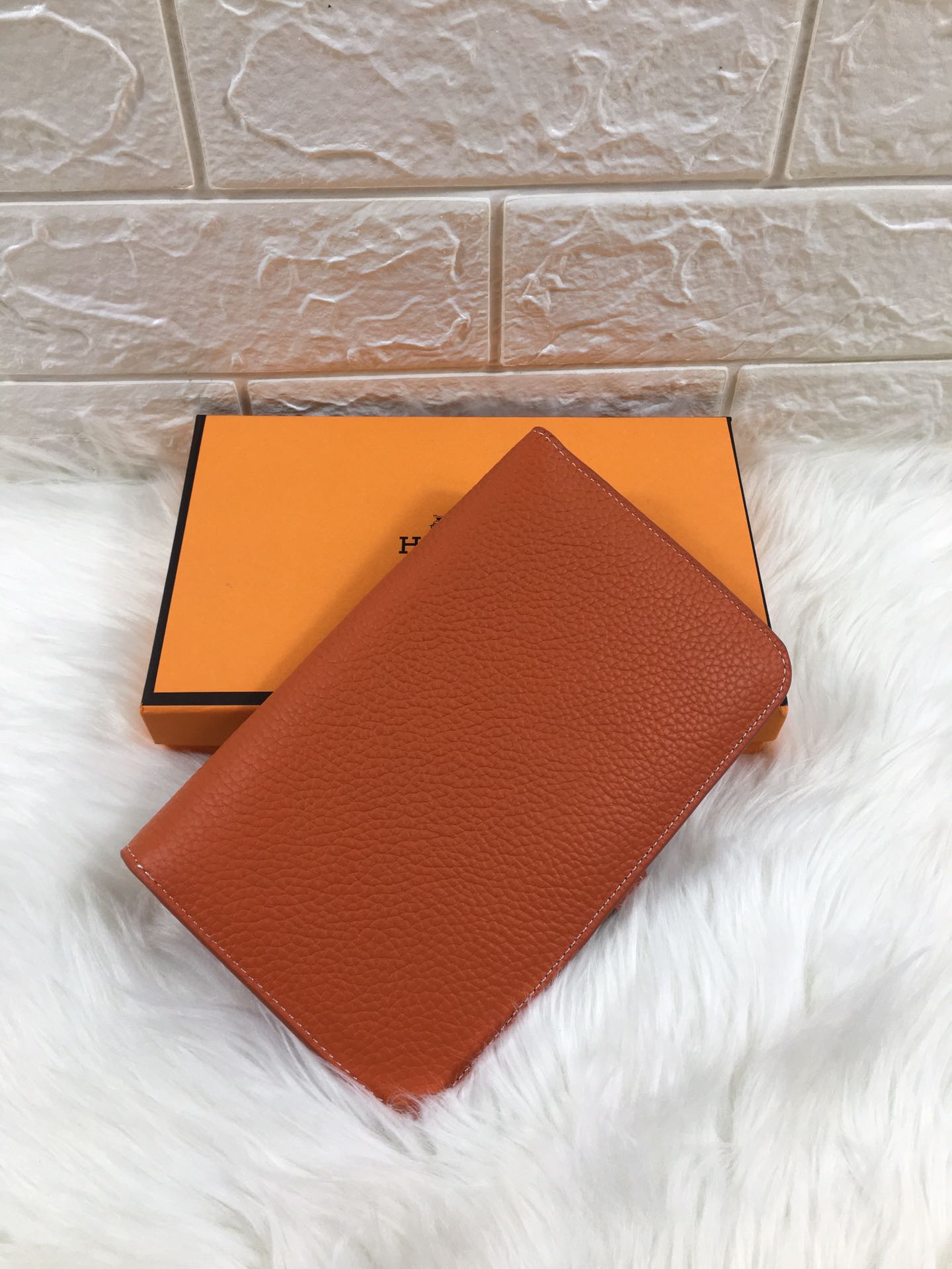 HM Dogon Wallet 20 Orange Grained Calfskin