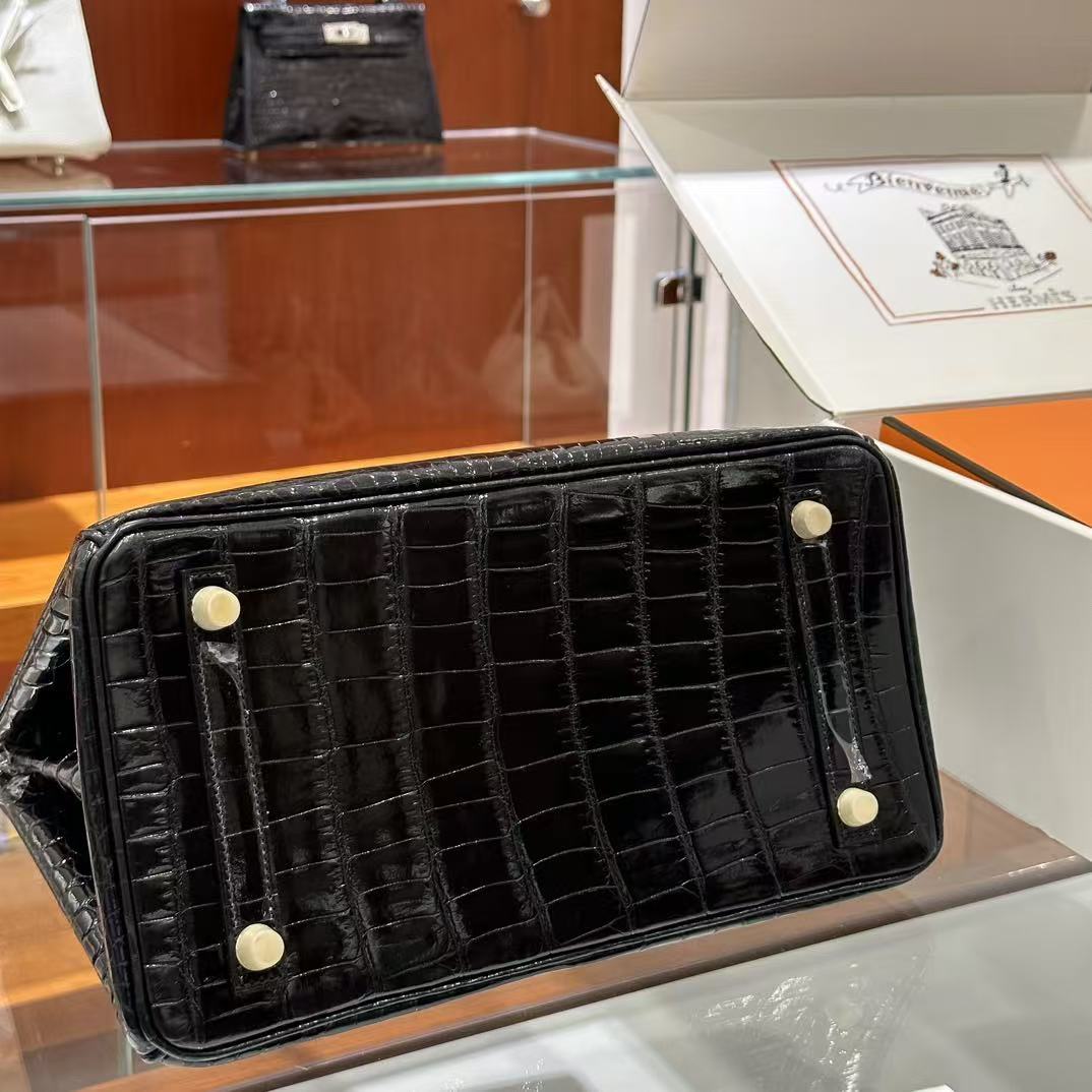 HM Birkin 30 Bag Black Shiny Crocodile Leather GHW (12 days of production)