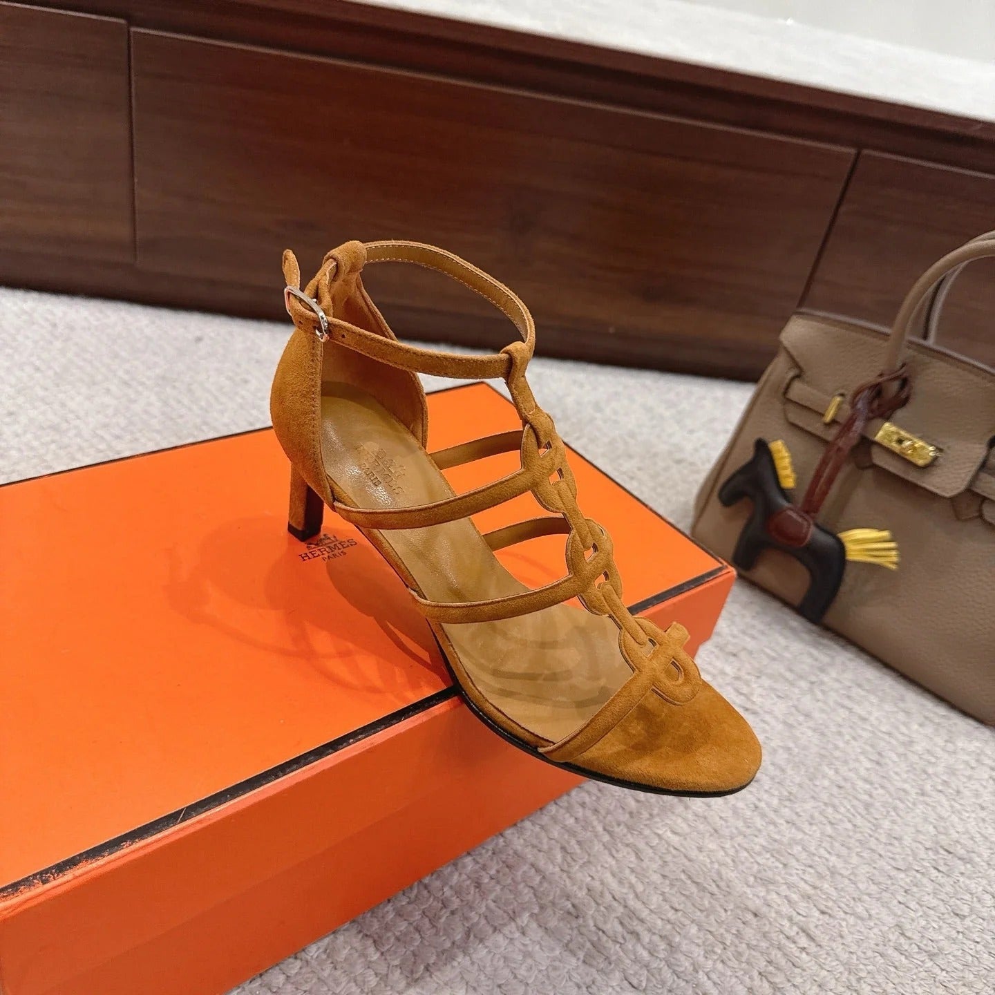 HM 26ss High Heels Sandals 70 Light Brown Suede 686008