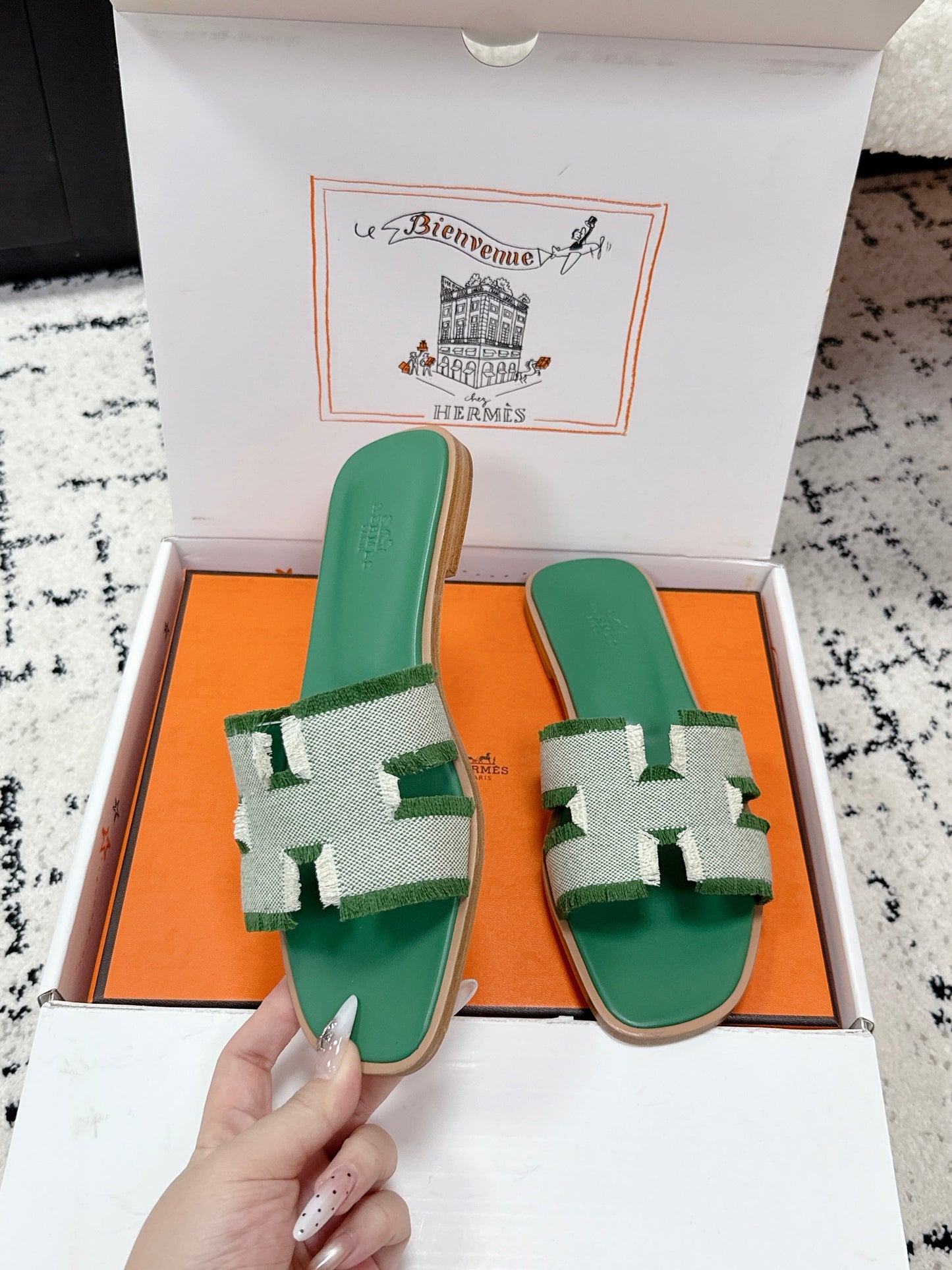 HM 26ss Oran Sandals Green White Canvas Cowhide 617215