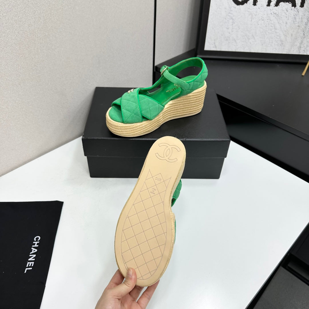 CC 26s Wedge Sandals Green Suede 925931