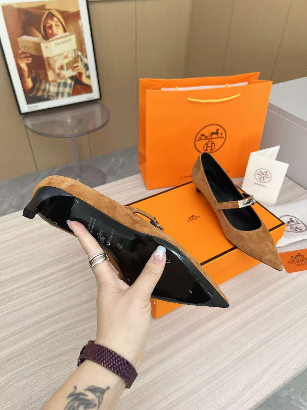 Kiara 40 pump Brown Suede 214048