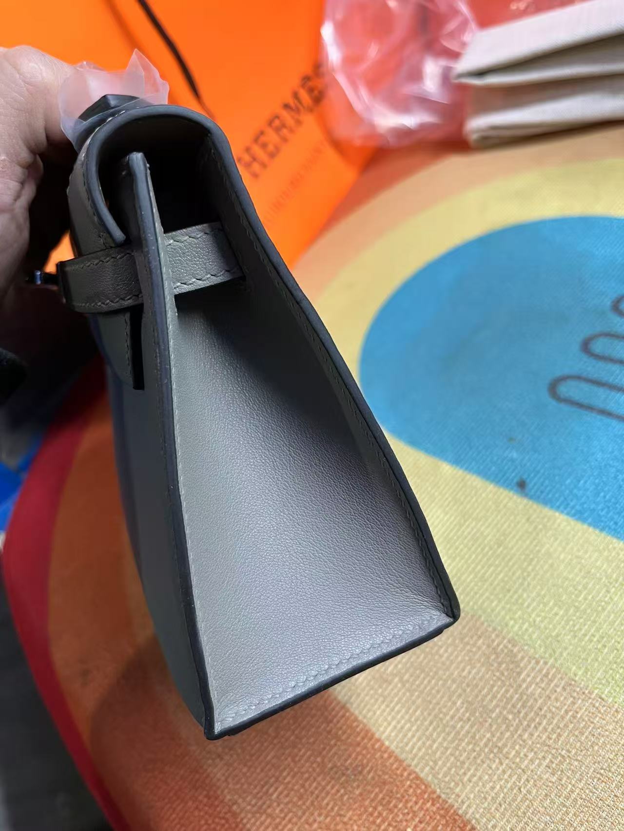 HM KELLY MINI POCHETTE 22 IN GREY CALFSKIN