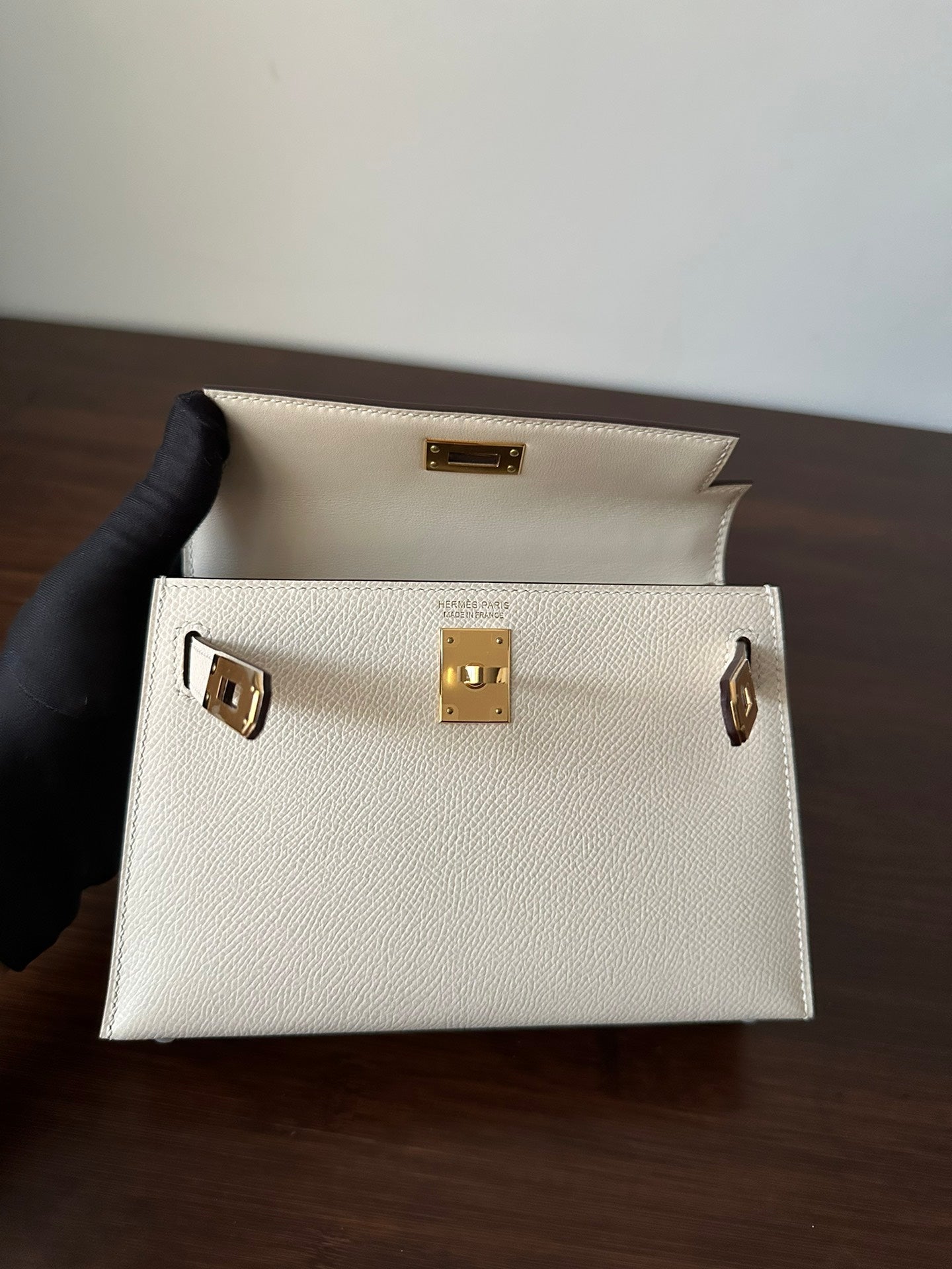 HM KELLY MINI 20 WHITE EPSOM GOLD HARDWARE 314875