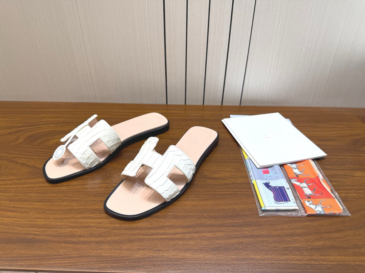 HM Sandal White Light Pink in Snakeskin 788521