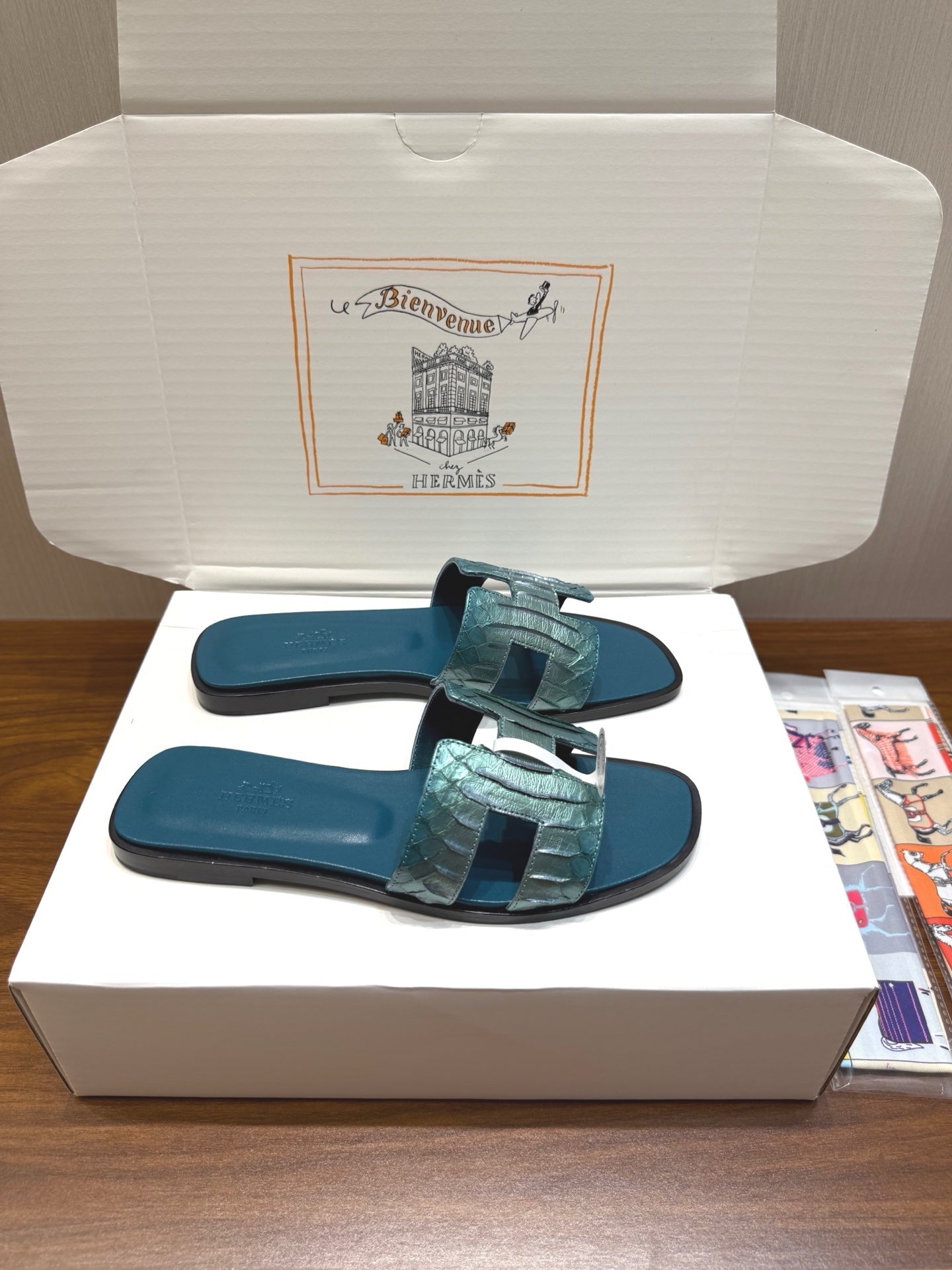 HM Sandal Teal Blue in Snakeskin 788519