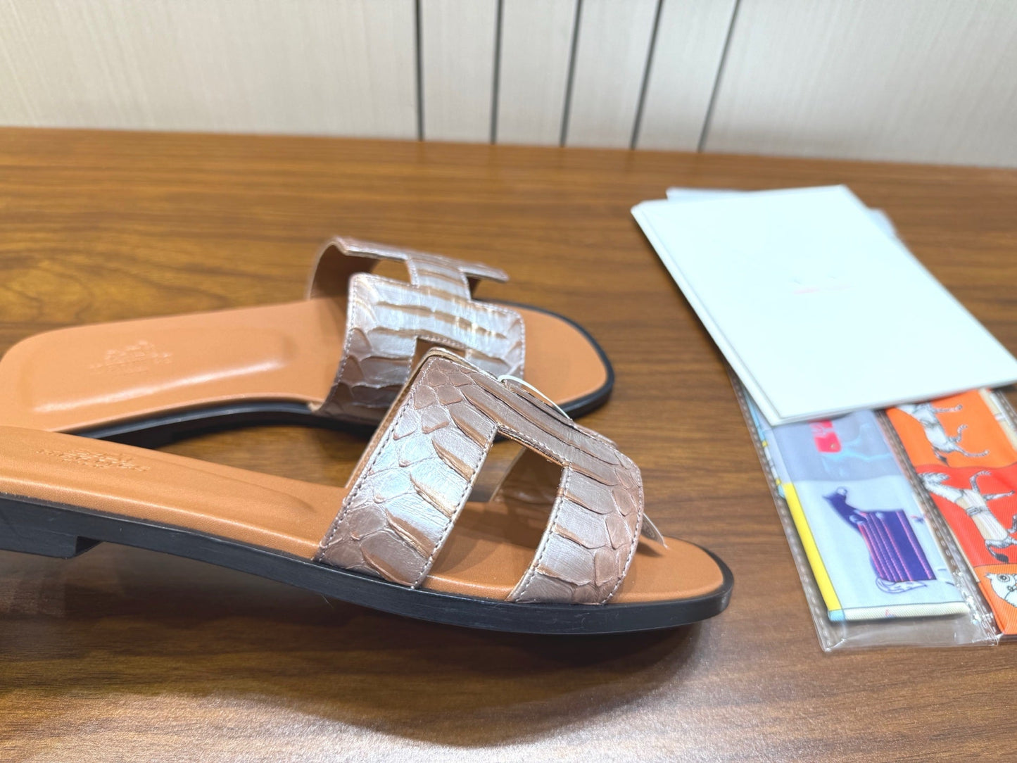 HM Sandal Silver Brown in Snakeskin 788517