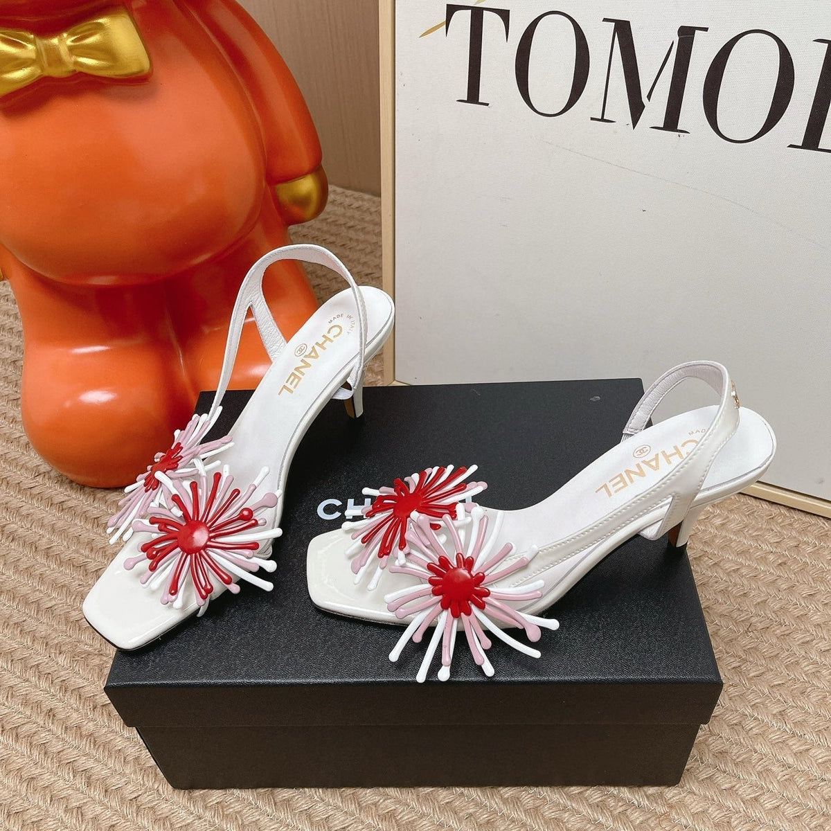 CC Floral Square-Toe Slingback Pumps White Patent Lambskin 854578