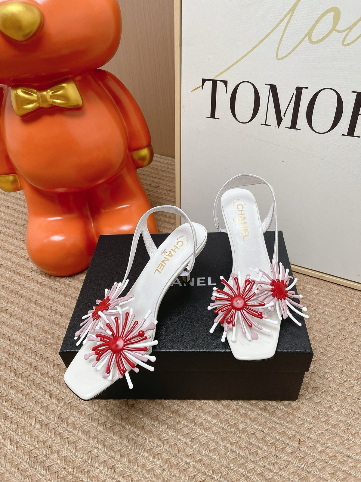 CC Floral Square-Toe Slingback Pumps White Patent Lambskin 854578