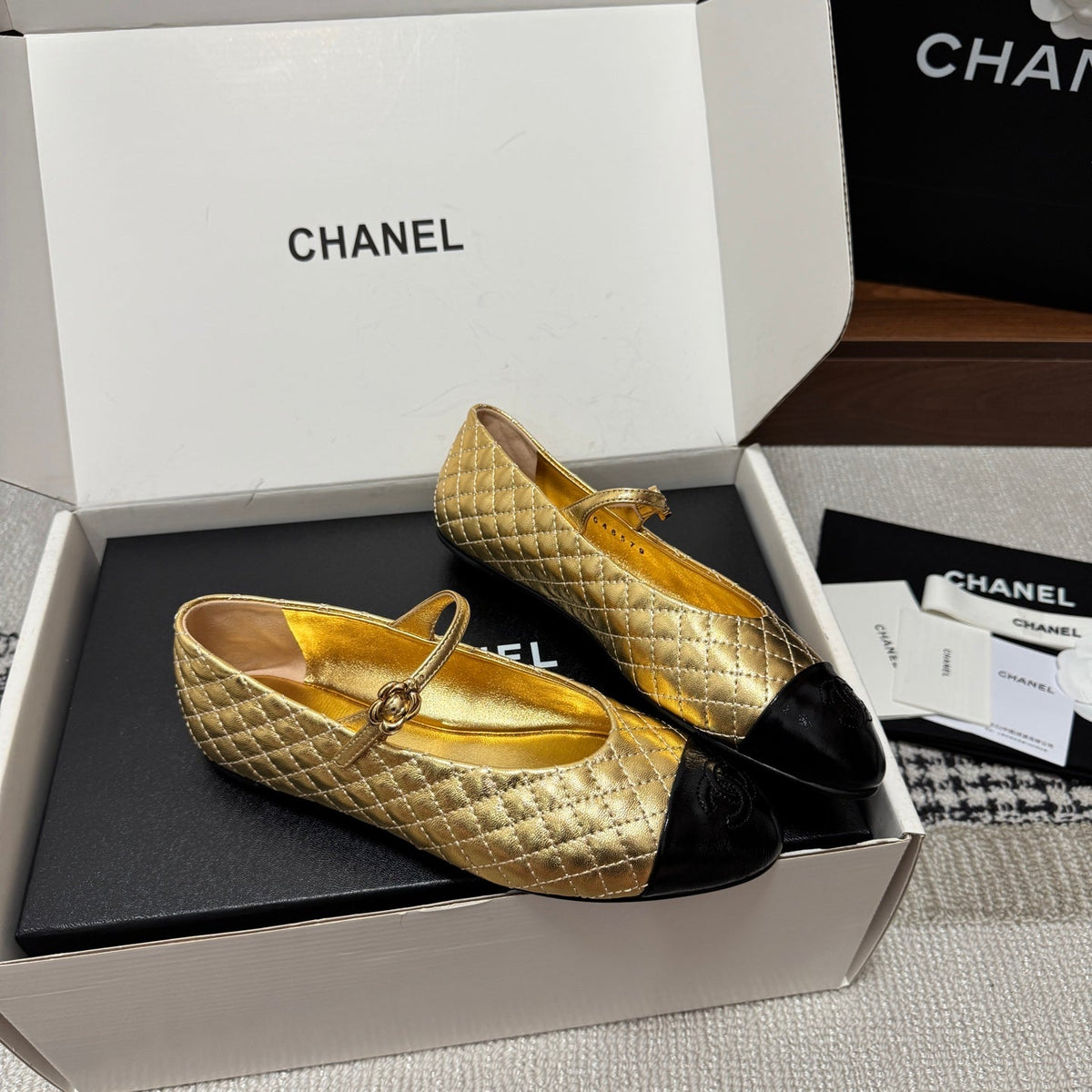 CC 25SS Mary Jane Quilted Gold Black Metallic Lambskin Leather 862425