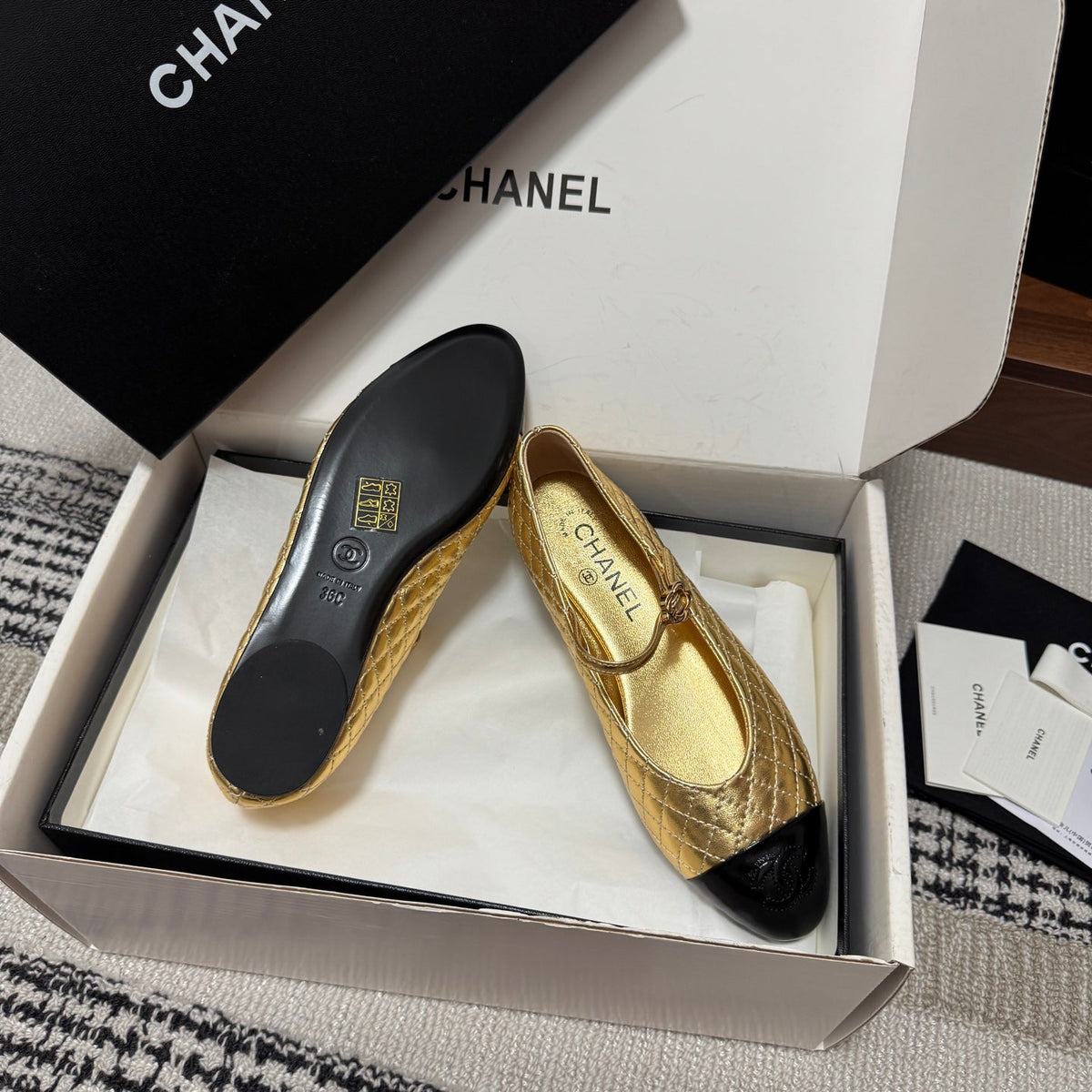CC 25SS Mary Jane Quilted Gold Black Metallic Lambskin Leather 862425