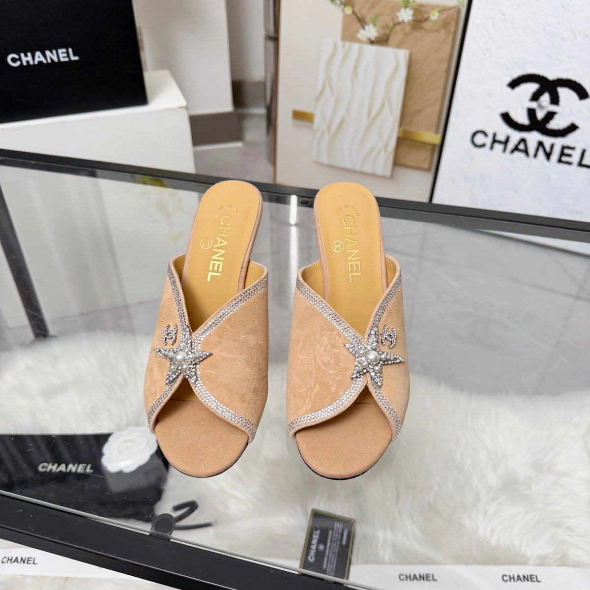 CC Star Brooch Mules Beige Cashmere Leather 872822