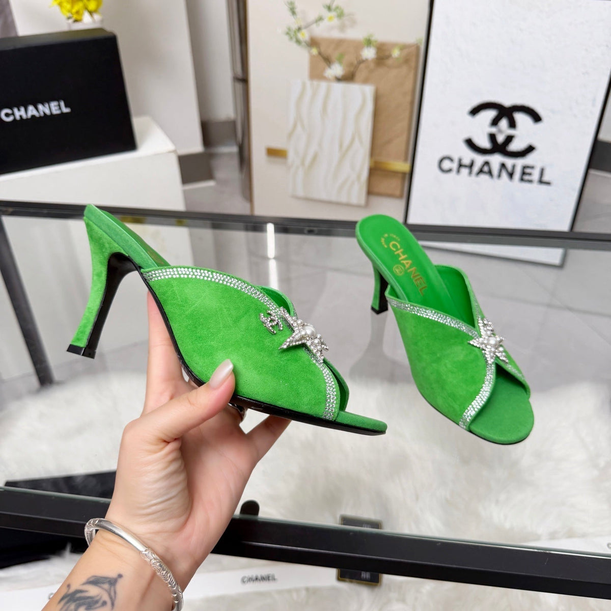 CC Star Brooch Mules Green Cashmere Leather 872820