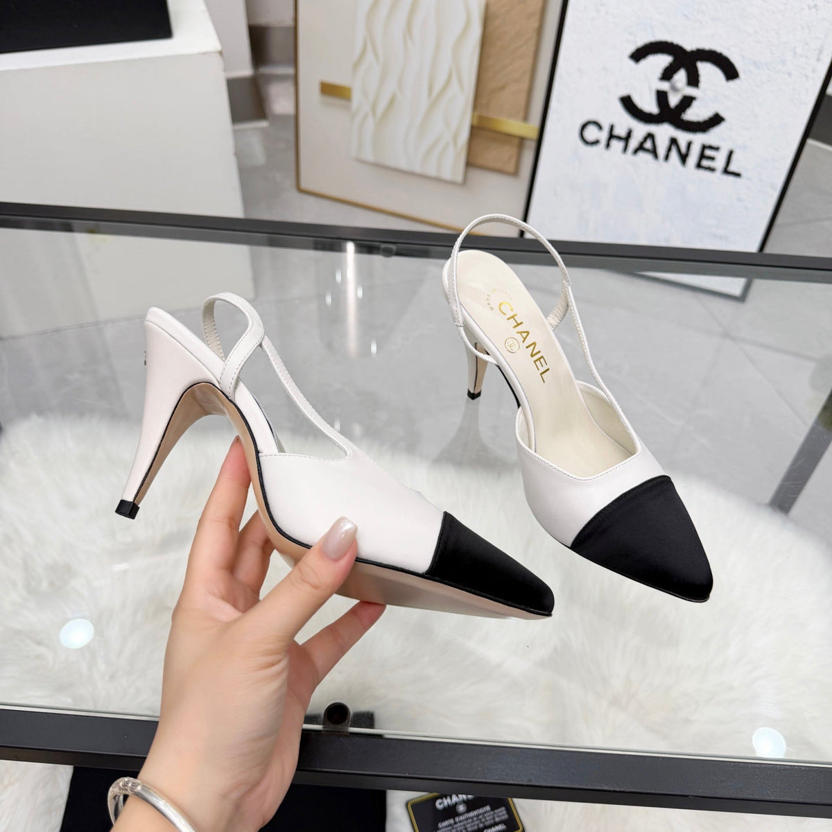 CC Slingback Pumps White Cowhide Leather 873848