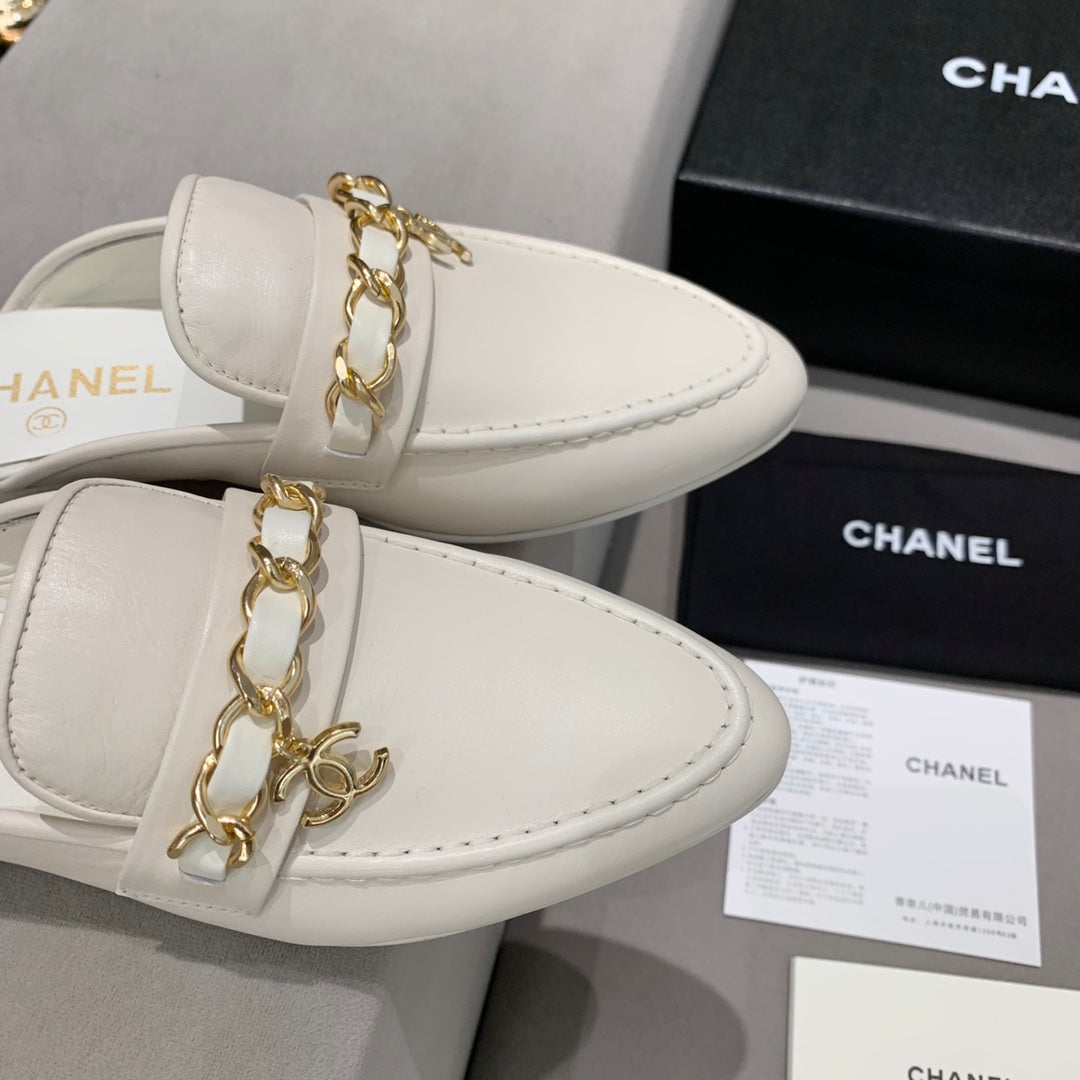 CC Chain Trim Mules White Cowhide Leather 874952