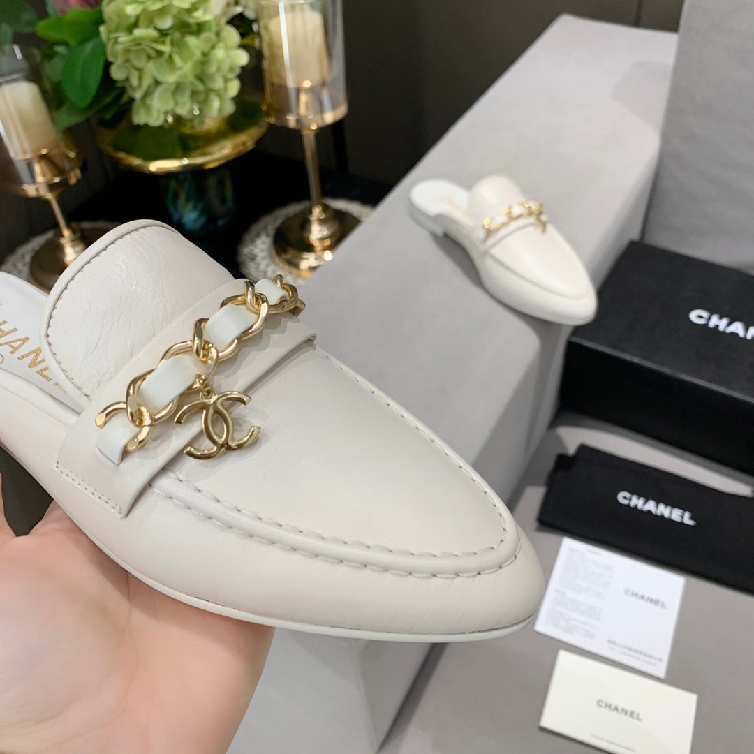 CC Chain Trim Mules White Cowhide Leather 874952