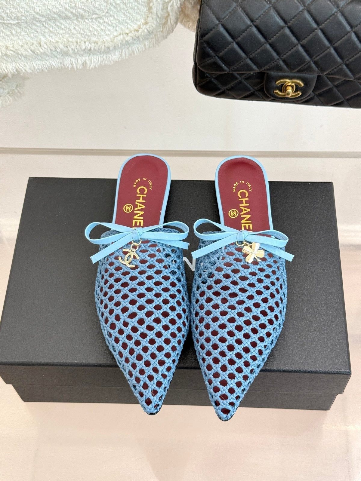 CC 26A Bow Pointed-Toe Mules Blue Leather 887975