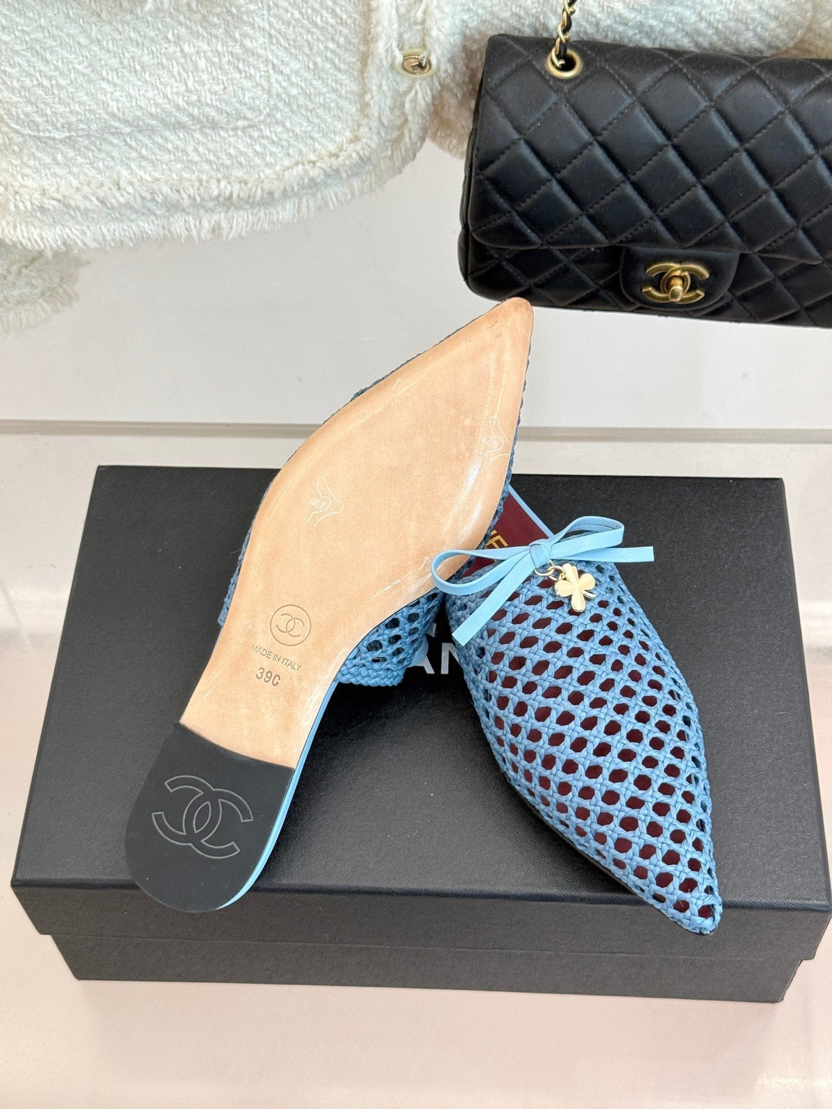 CC 26A Bow Pointed-Toe Mules Blue Leather 887975