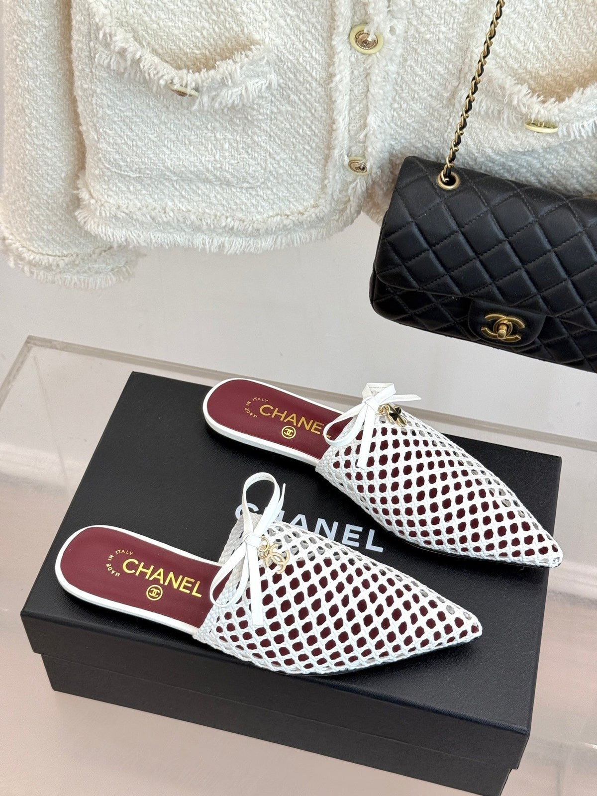 CC 26A Bow Pointed-Toe Mules White Leather 887973