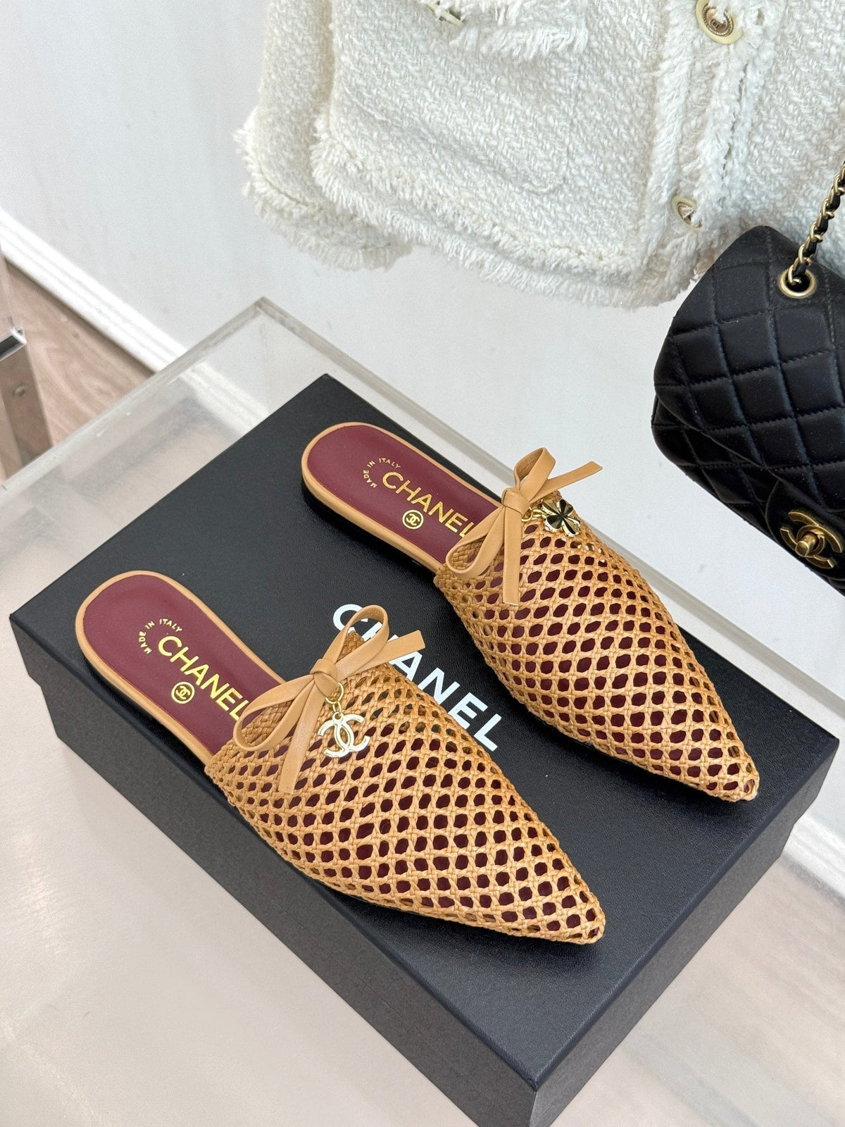 CC 26A Bow Pointed-Toe Mules Tan Leather 887972