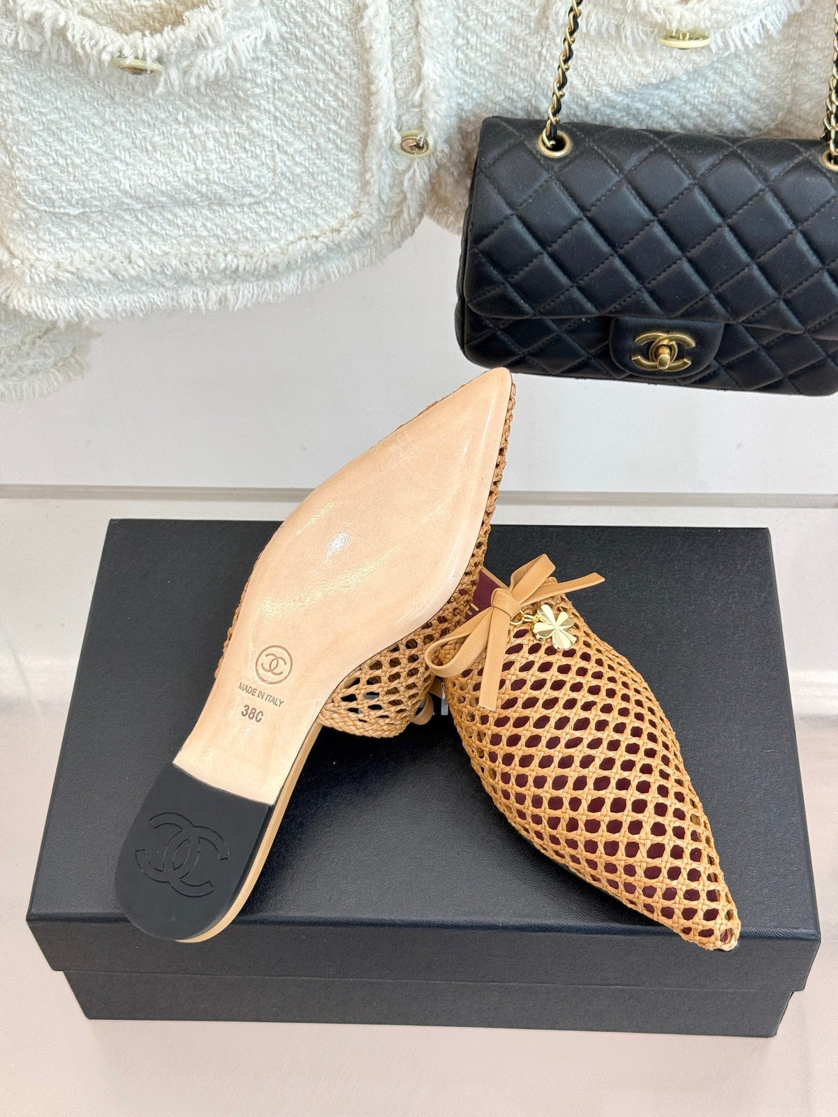 CC 26A Bow Pointed-Toe Mules Tan Leather 887972