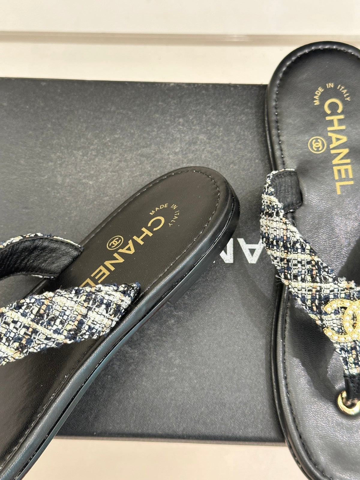 CC Crystal Logo Platform Thong Sandals Flat Black Tweed 887781