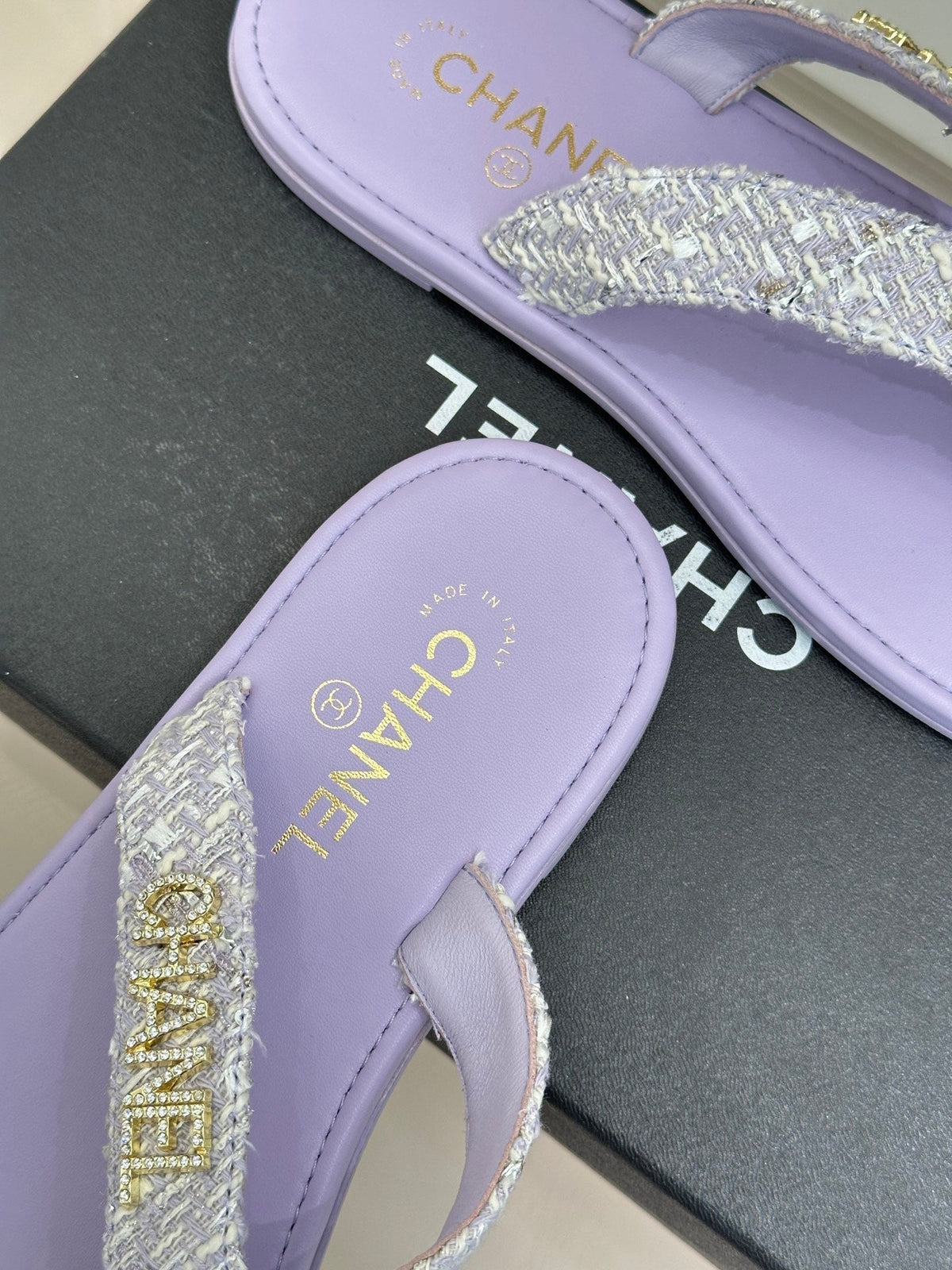 CC Crystal Logo Platform Thong Sandals Flat Purple Tweed 887776