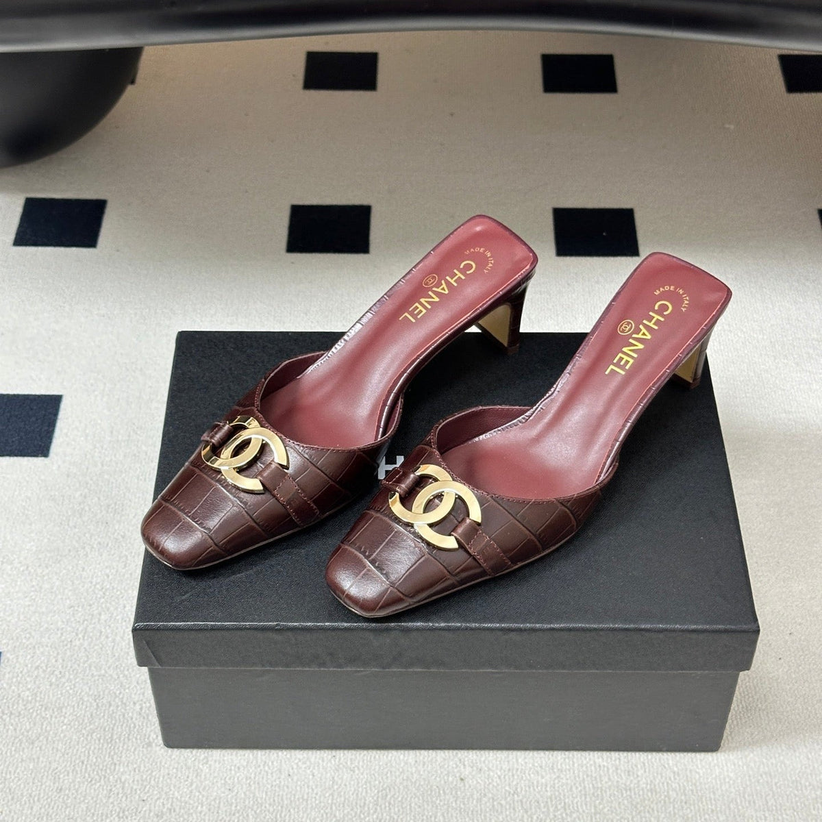 CC 26A Square Toe Mules 6cm Chocolate Patent Embossed Leather 888046