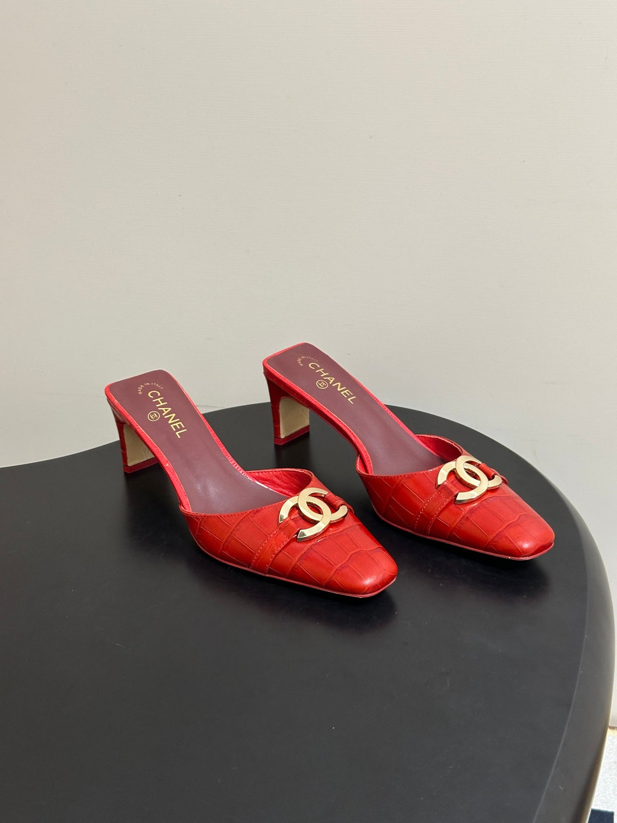 CC 26A Square Toe Mules 6cm Red Patent Embossed Leather 888045