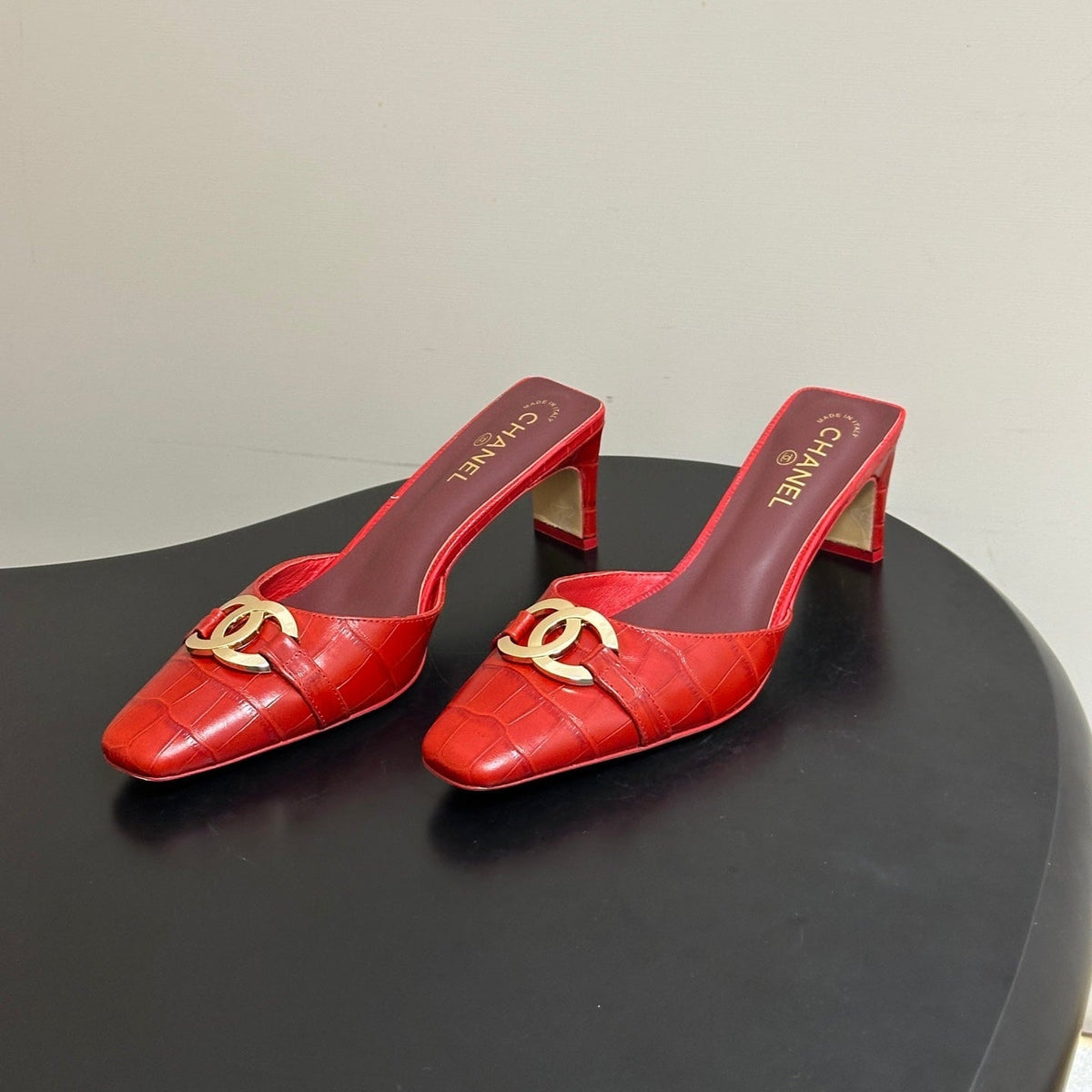 CC 26A Square Toe Mules 6cm Red Patent Embossed Leather 888045