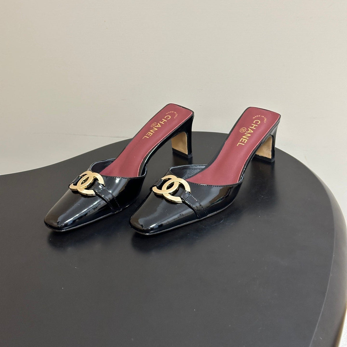 CC 26A Square Toe Mules 6cm Black Patent Leather 888044