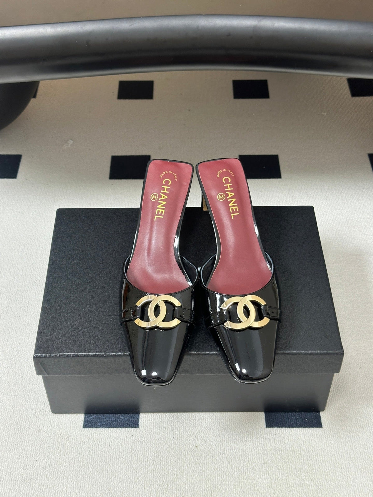 CC 26A Square Toe Mules 6cm Black Patent Leather 888044