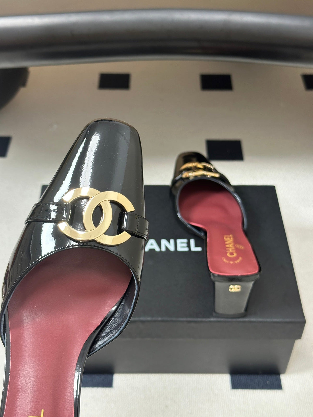 CC 26A Square Toe Mules 6cm Black Patent Leather 888044