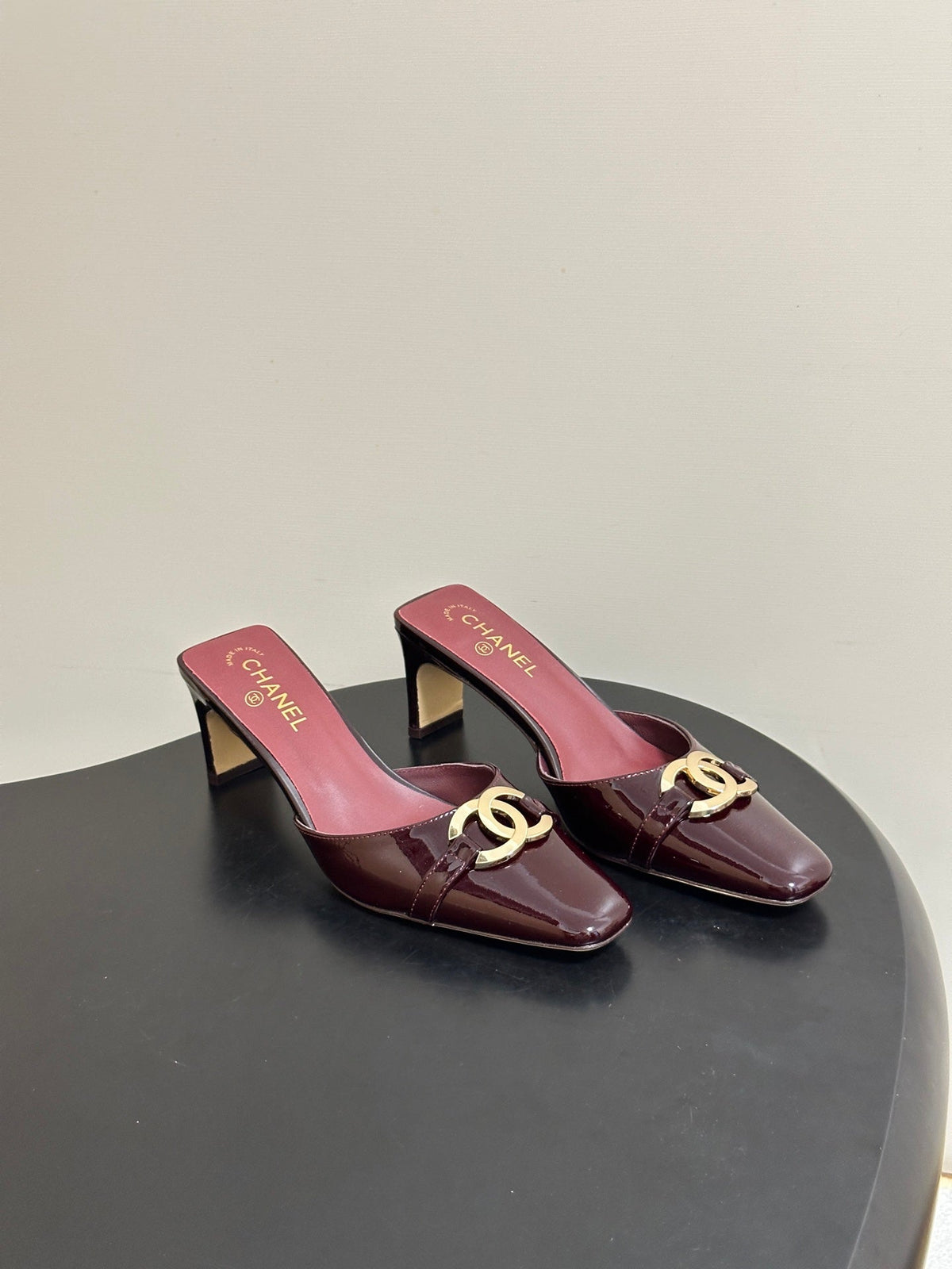 CC 26A Square Toe Mules 6cm Burgundy Patent Leather 888043