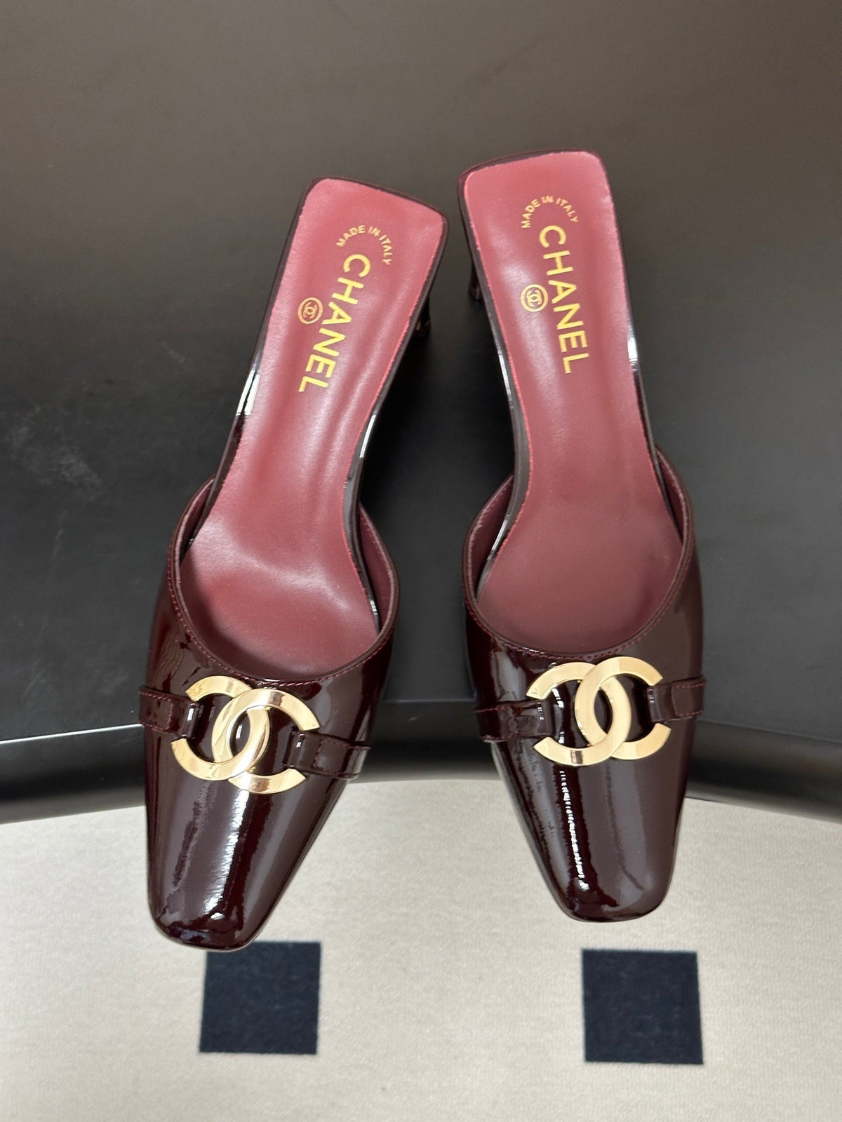 CC 26A Square Toe Mules 6cm Burgundy Patent Leather 888043