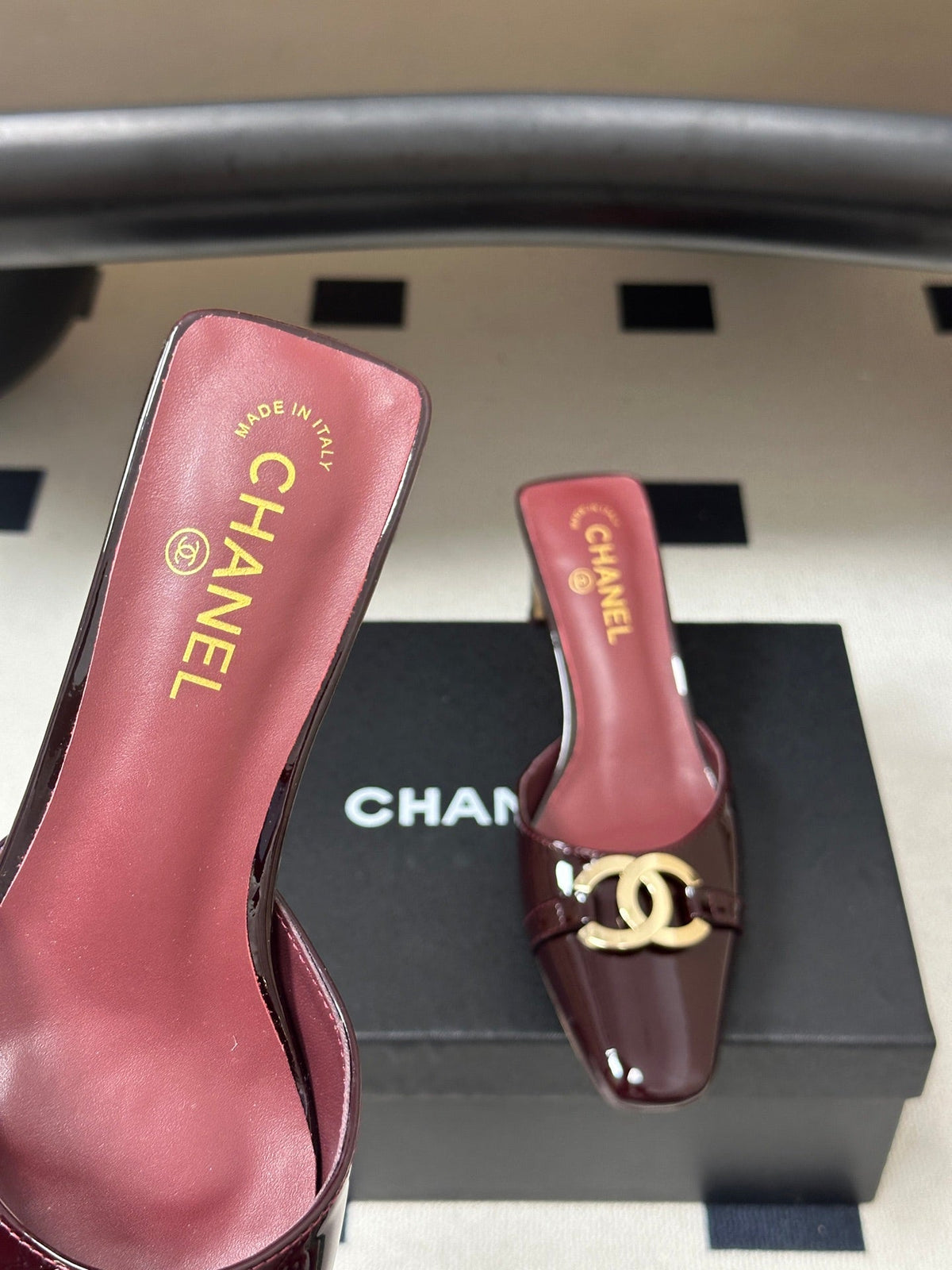 CC 26A Square Toe Mules 6cm Burgundy Patent Leather 888043