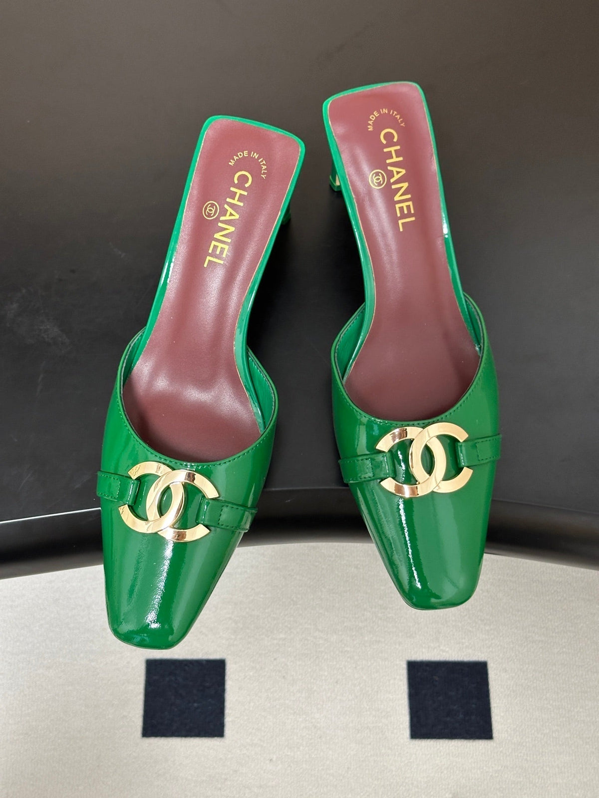 CC 26A Square Toe Mules 6cm Green Patent Leather 888039