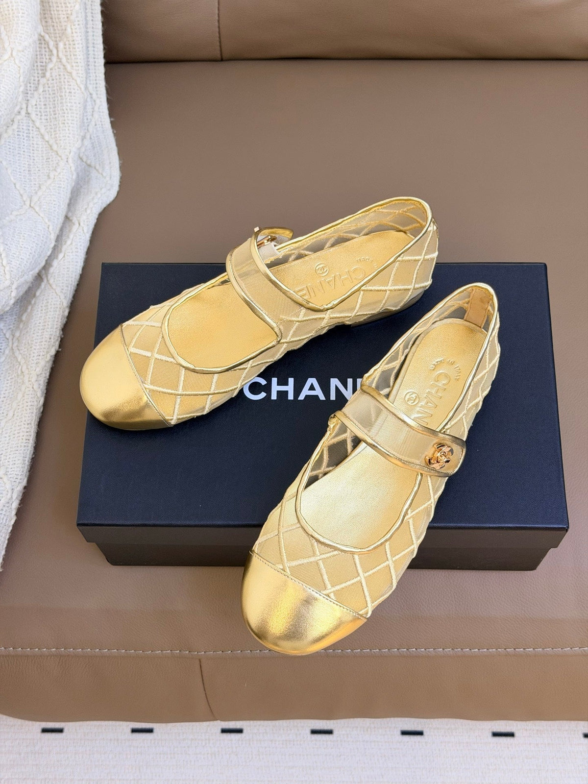 CC Coco Beach 2026 Mesh Mary Jane Gold Cowhide 888708
