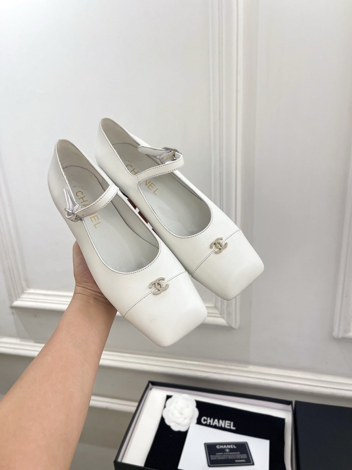CC Square Toe Mary Jane Flats 2.5cm White Lambskin Leather 892197