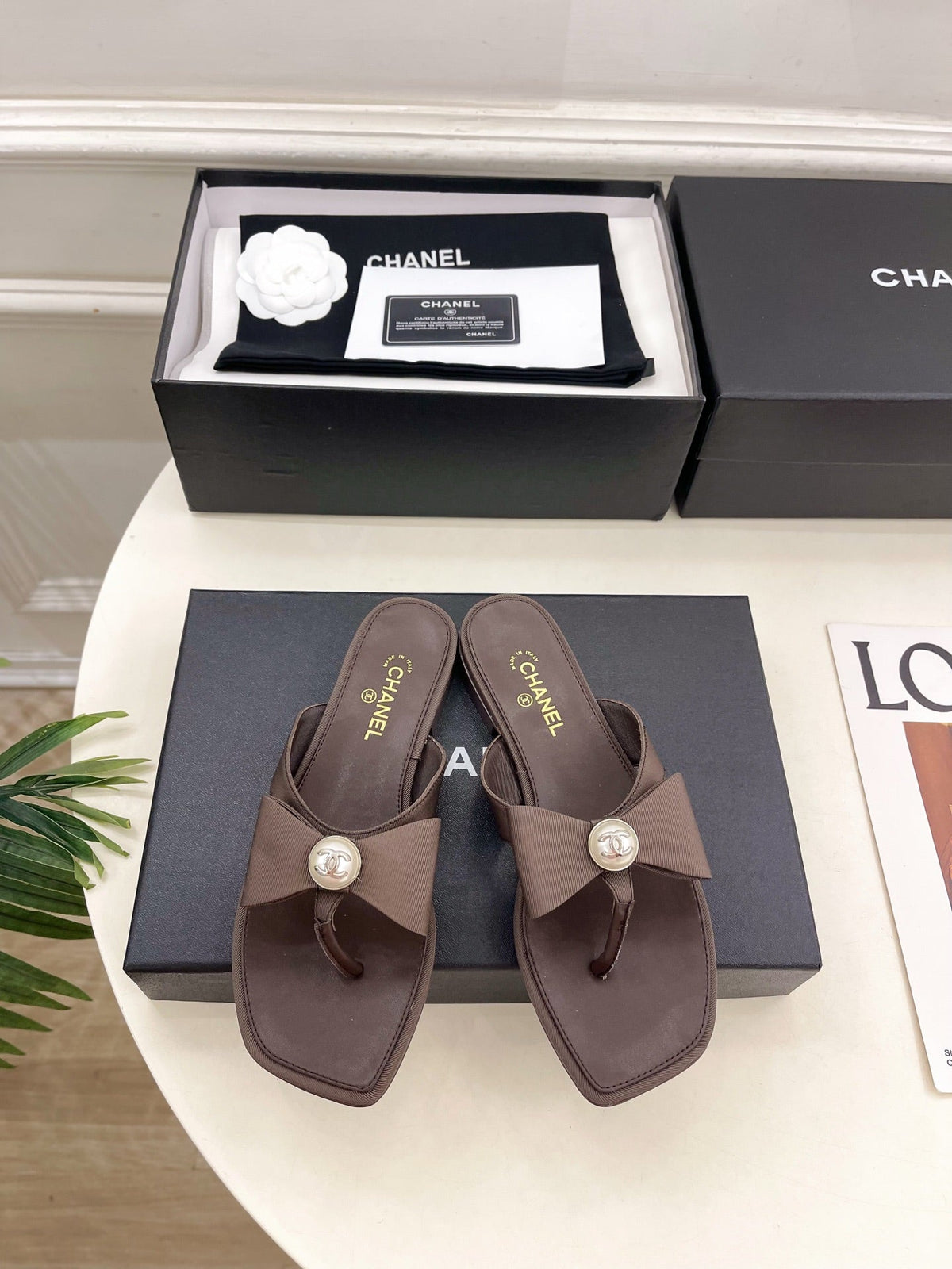 CC Pearl Bow Thong Flat Sandals Brown Satin 891778