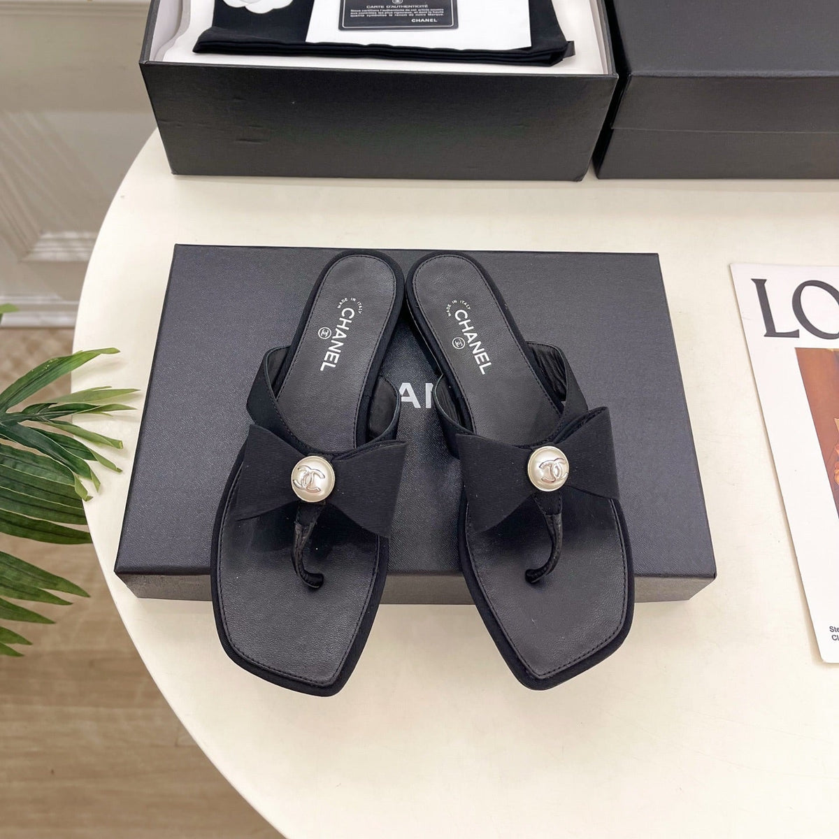 CC Pearl Bow Thong Flat Sandals Black Satin 891777