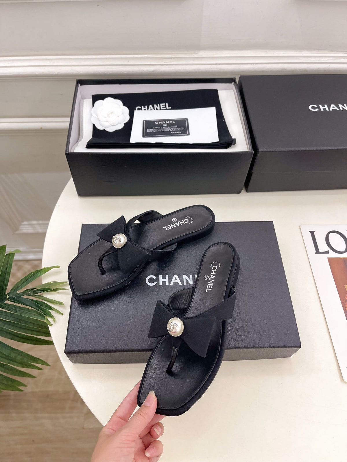 CC Pearl Bow Thong Flat Sandals Black Satin 891777