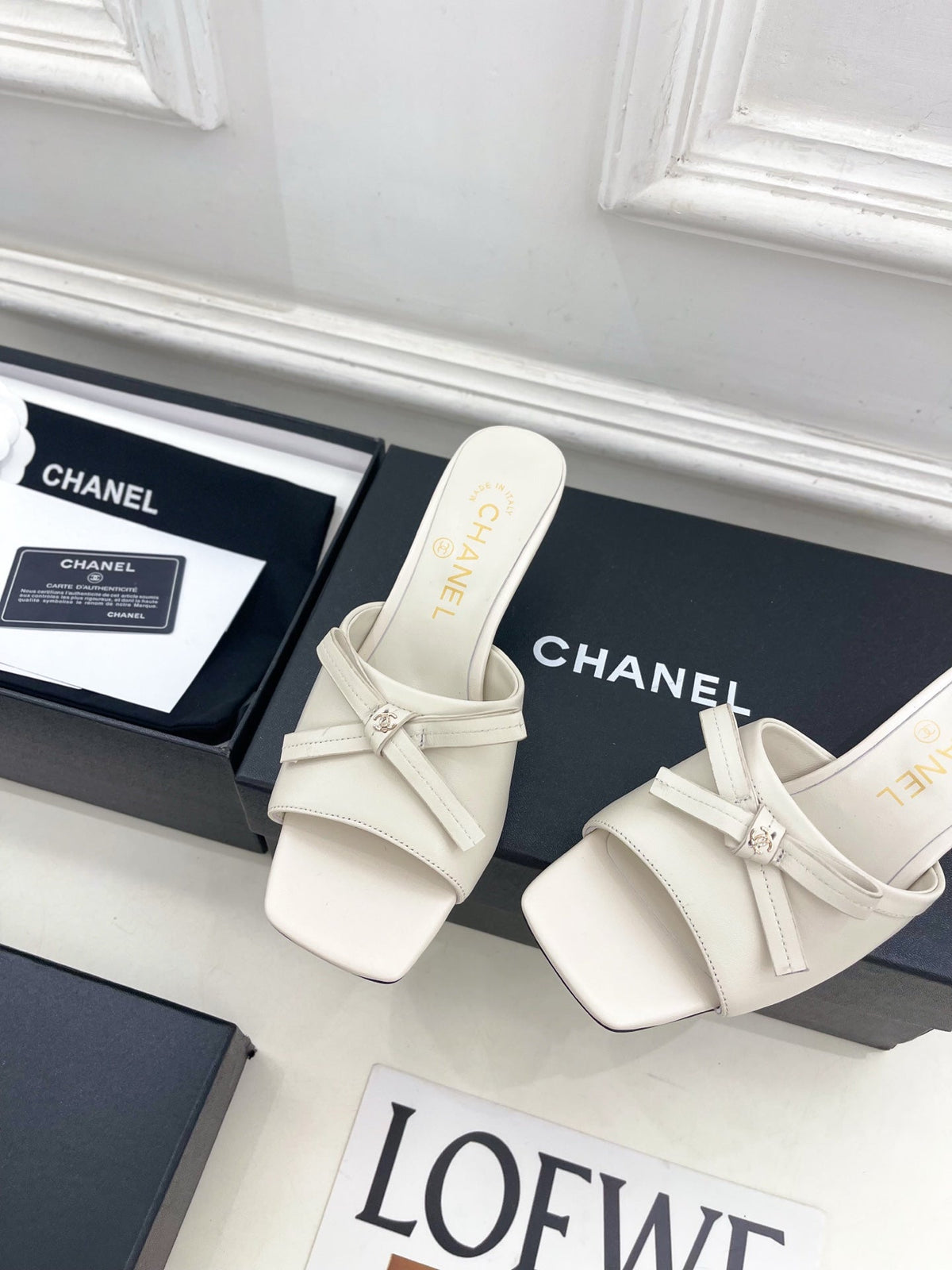 CC Bow Mules 5cm Cream Lambskin Leather 891755