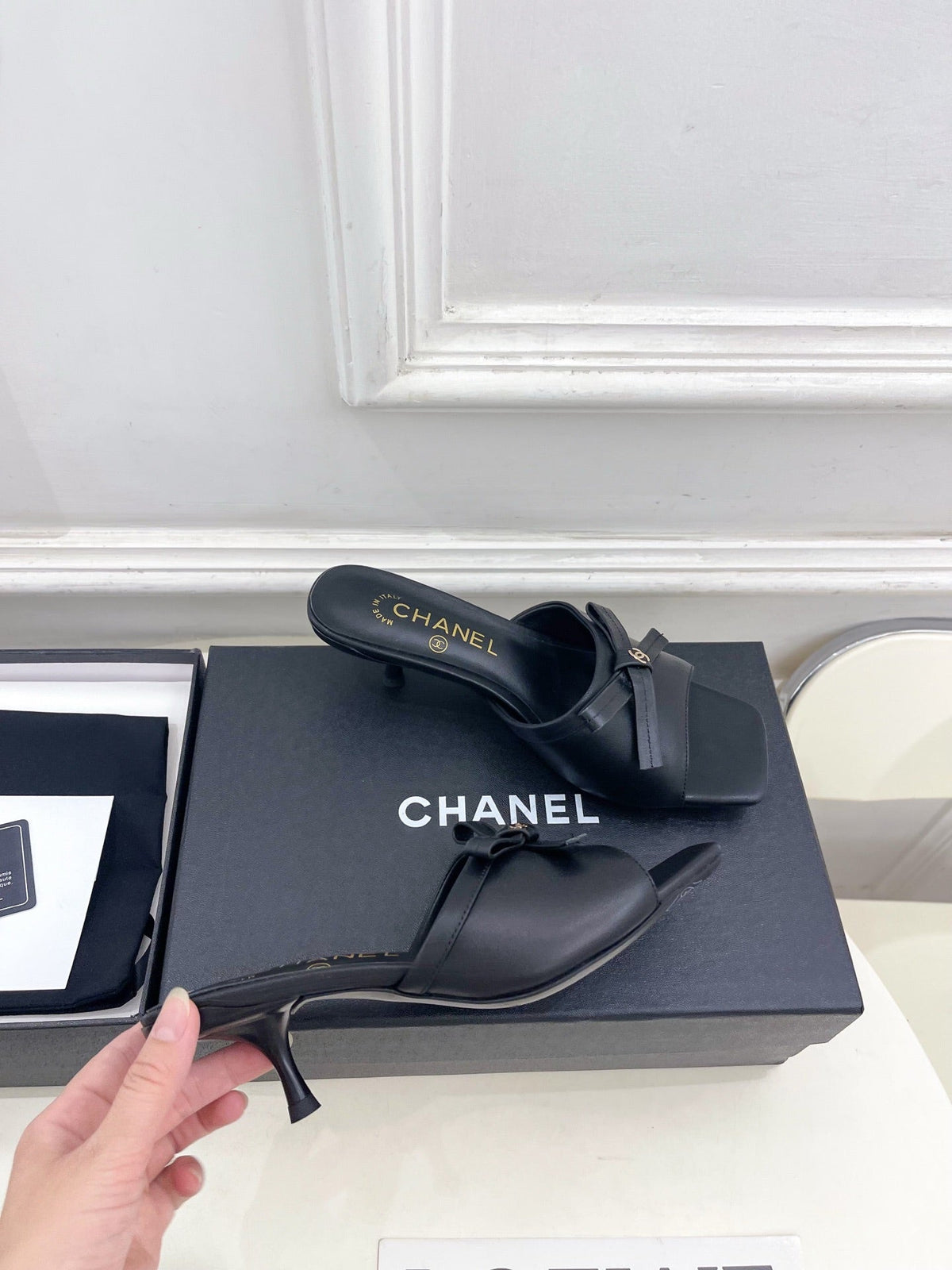 CC Bow Mules 5cm Black Lambskin Leather 891754