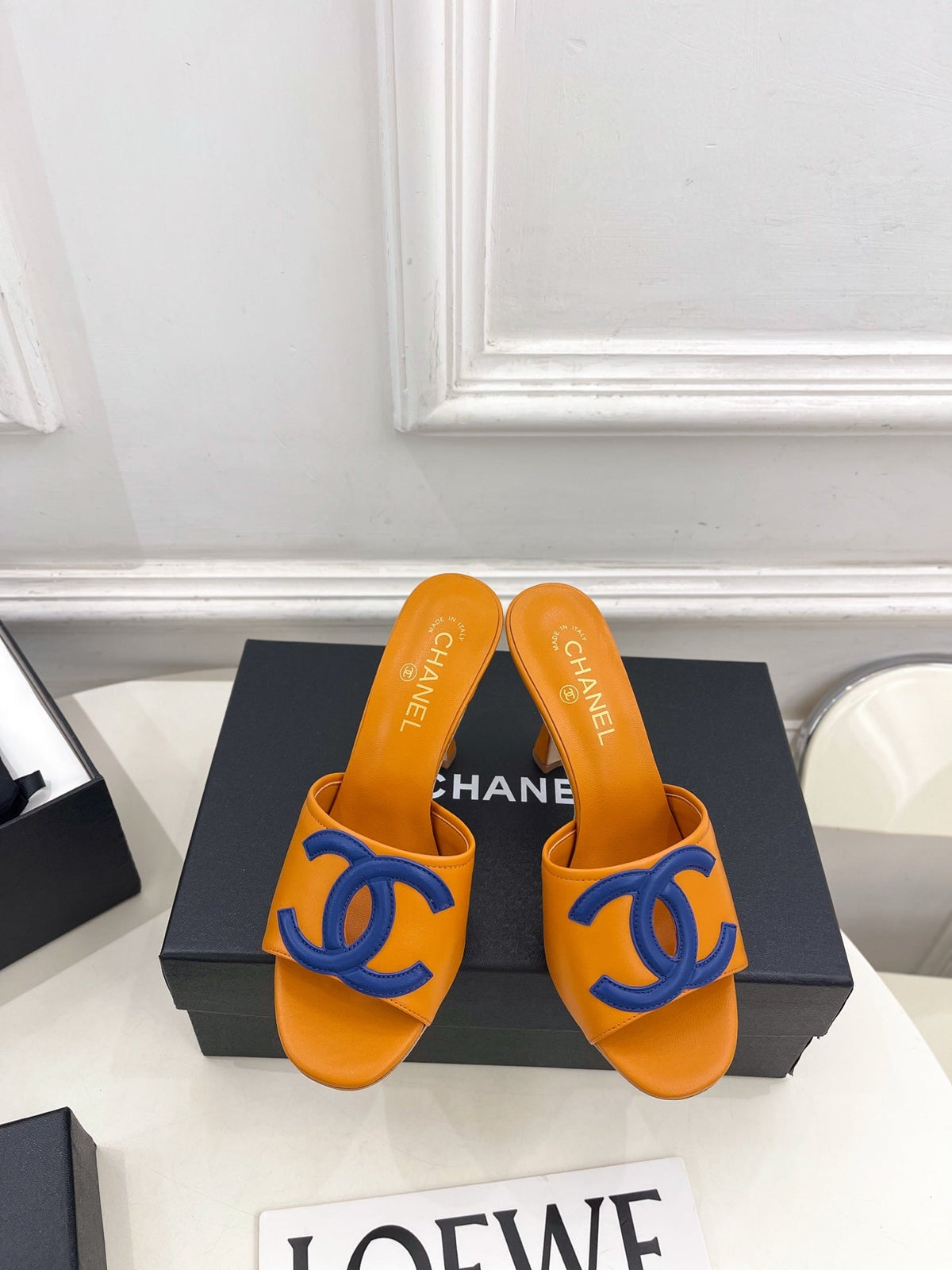CC Double C Mules 9.5cm Orange Blue Leather 891682