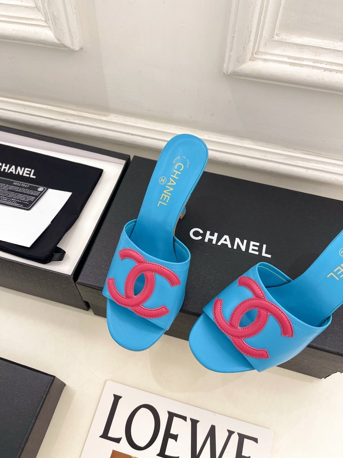 CC Double C Mules 9.5cm Blue Pink Leather 891680