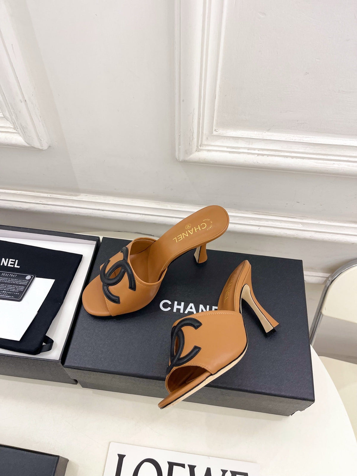 CC Double C Mules 9.5cm Brown Black Leather 891679